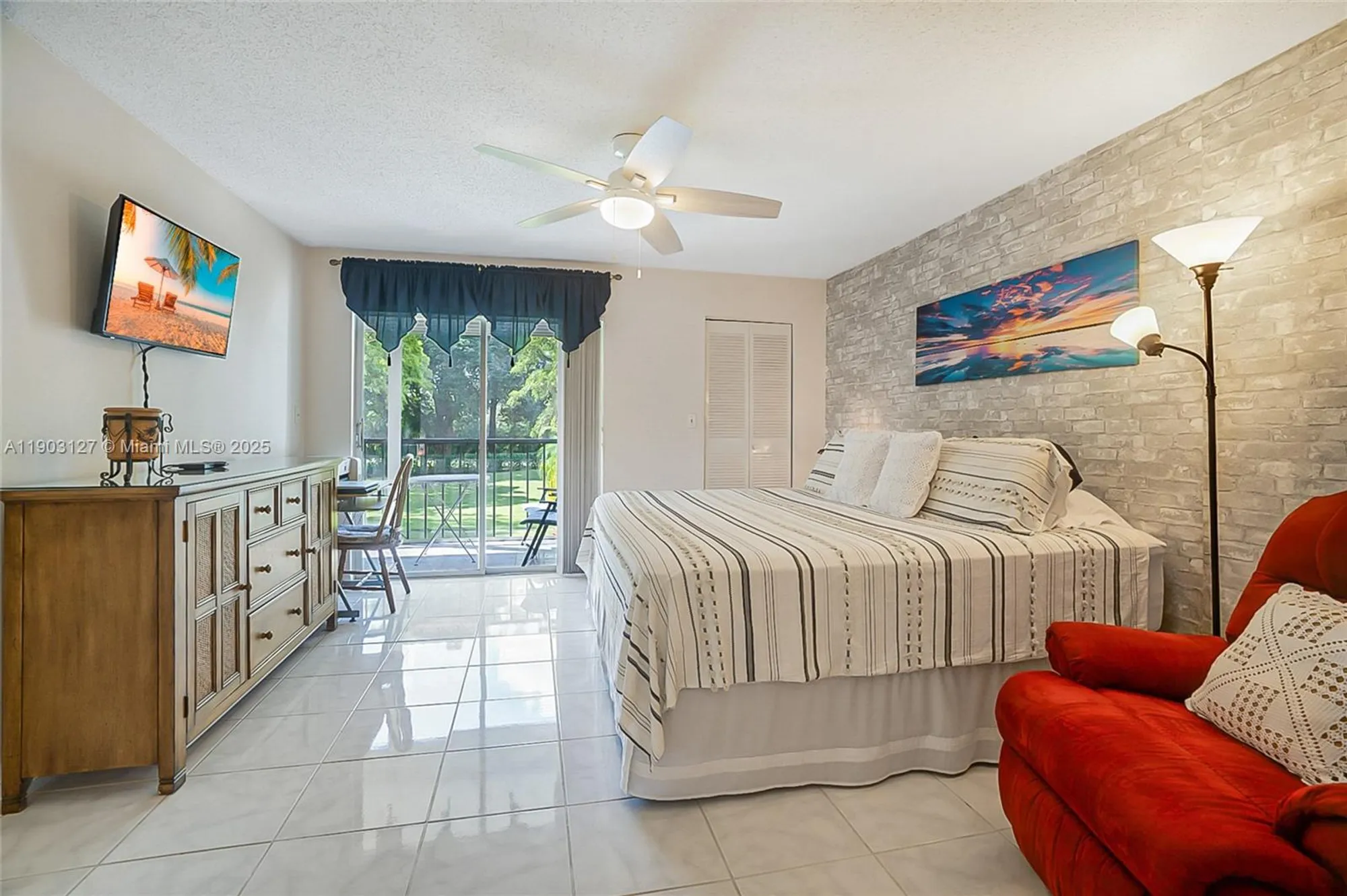 Property Slideshow image 25 of 36 | 5900 nw 44th st apt 202, Lauderhill, FL, 33319