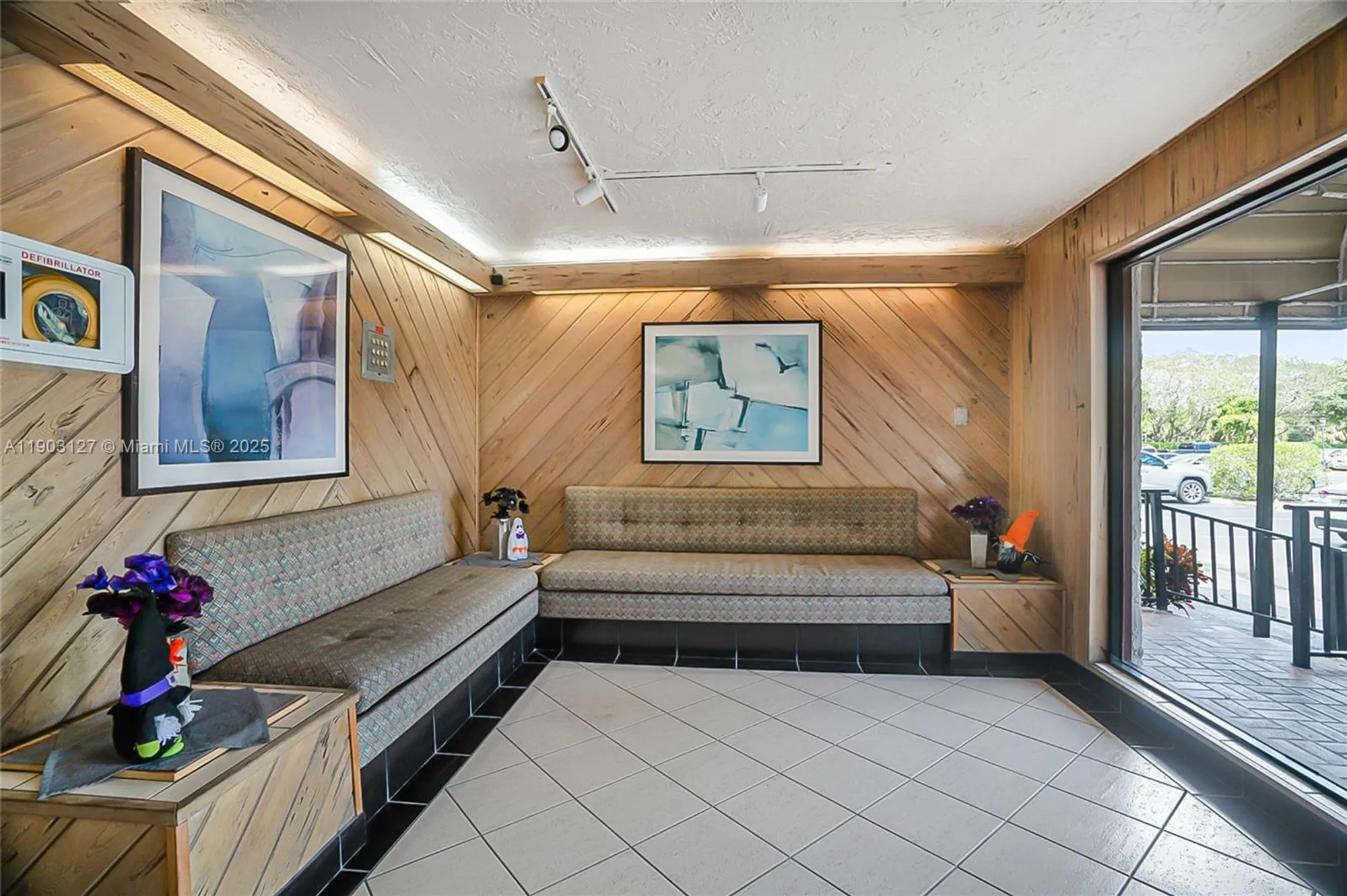 Property Slideshow image 4 of 36 | 5900 nw 44th st apt 202, Lauderhill, FL, 33319