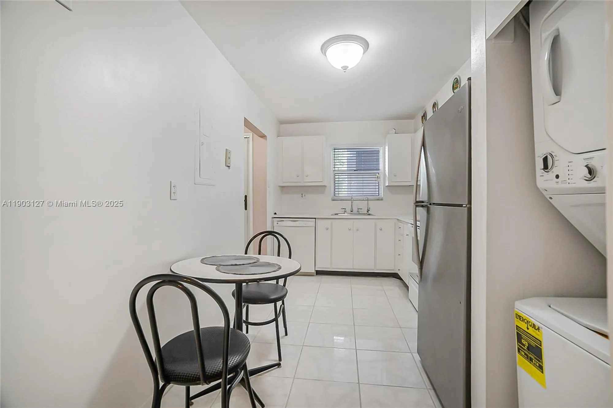 Property Slideshow image 9 of 36 | 5900 nw 44th st apt 202, Lauderhill, FL, 33319