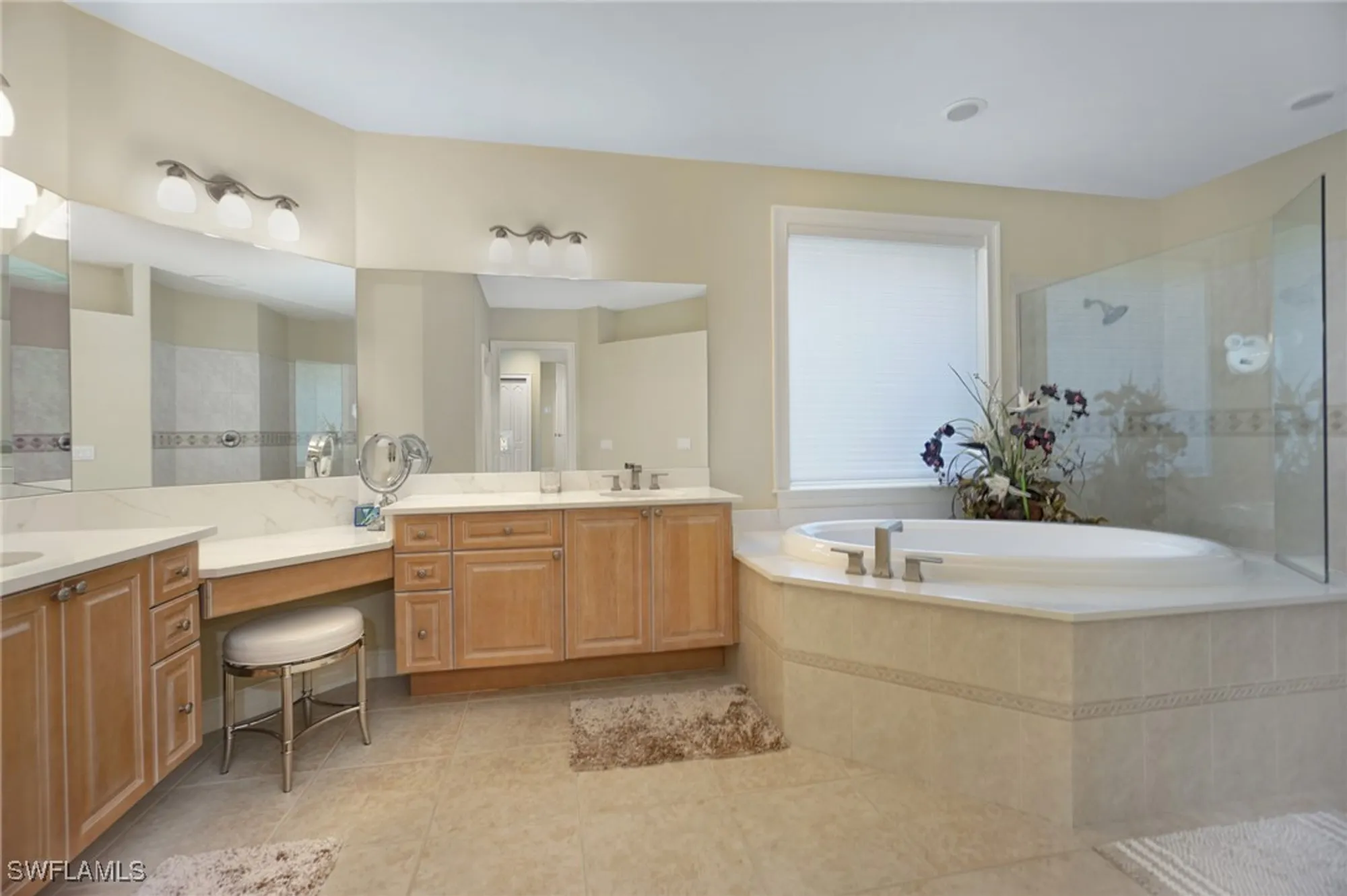 Property Slideshow image 18 of 34 | 8007 tiger lily dr, Naples, FL, 34113