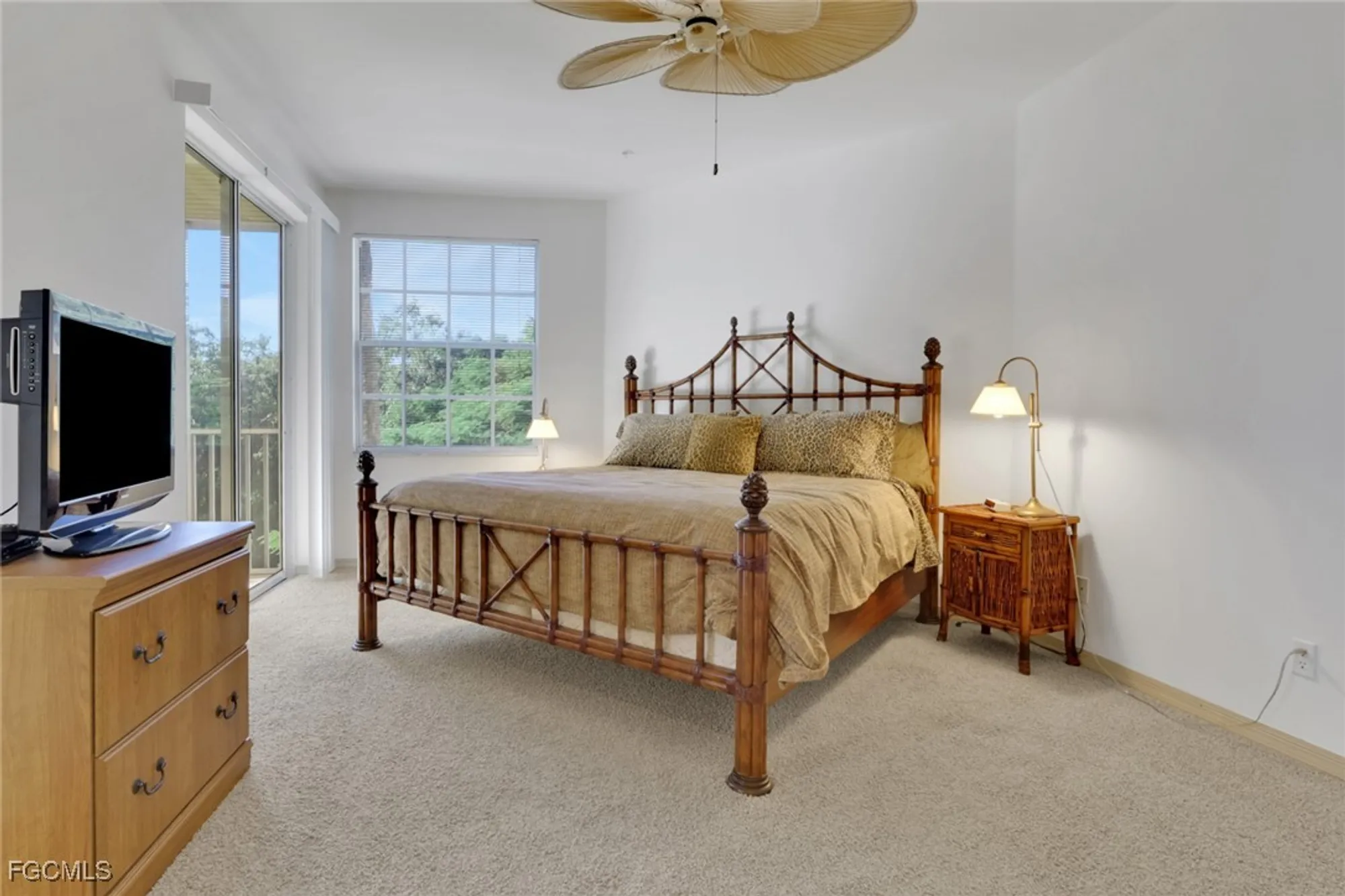Property Slideshow image 14 of 36 | 3471 pointe creek ct 201, Bonita Springs, FL, 34134