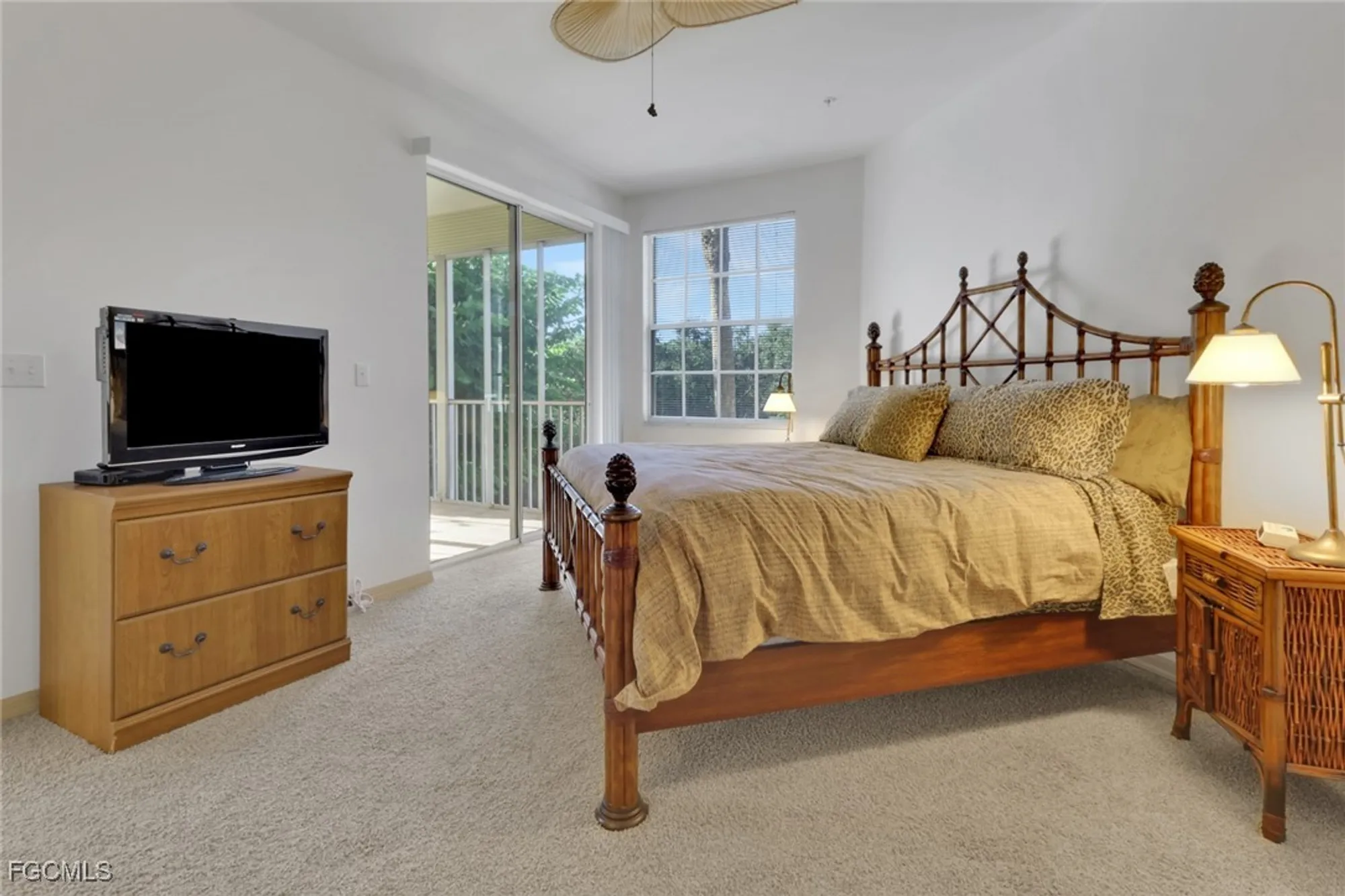 Property Slideshow image 15 of 36 | 3471 pointe creek ct 201, Bonita Springs, FL, 34134