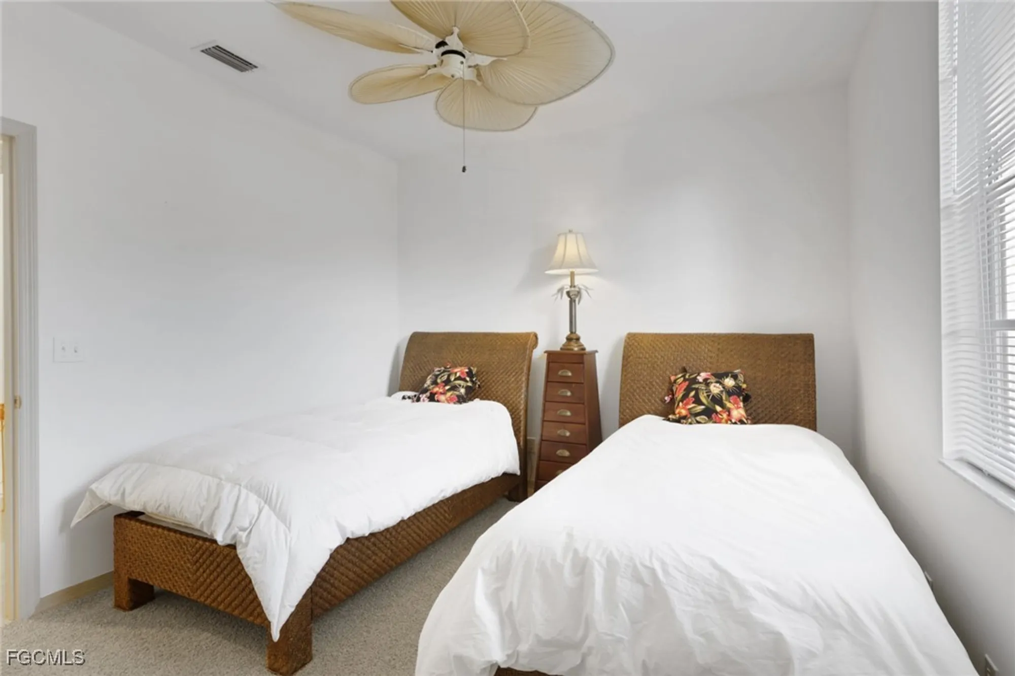 Property Slideshow image 19 of 36 | 3471 pointe creek ct 201, Bonita Springs, FL, 34134