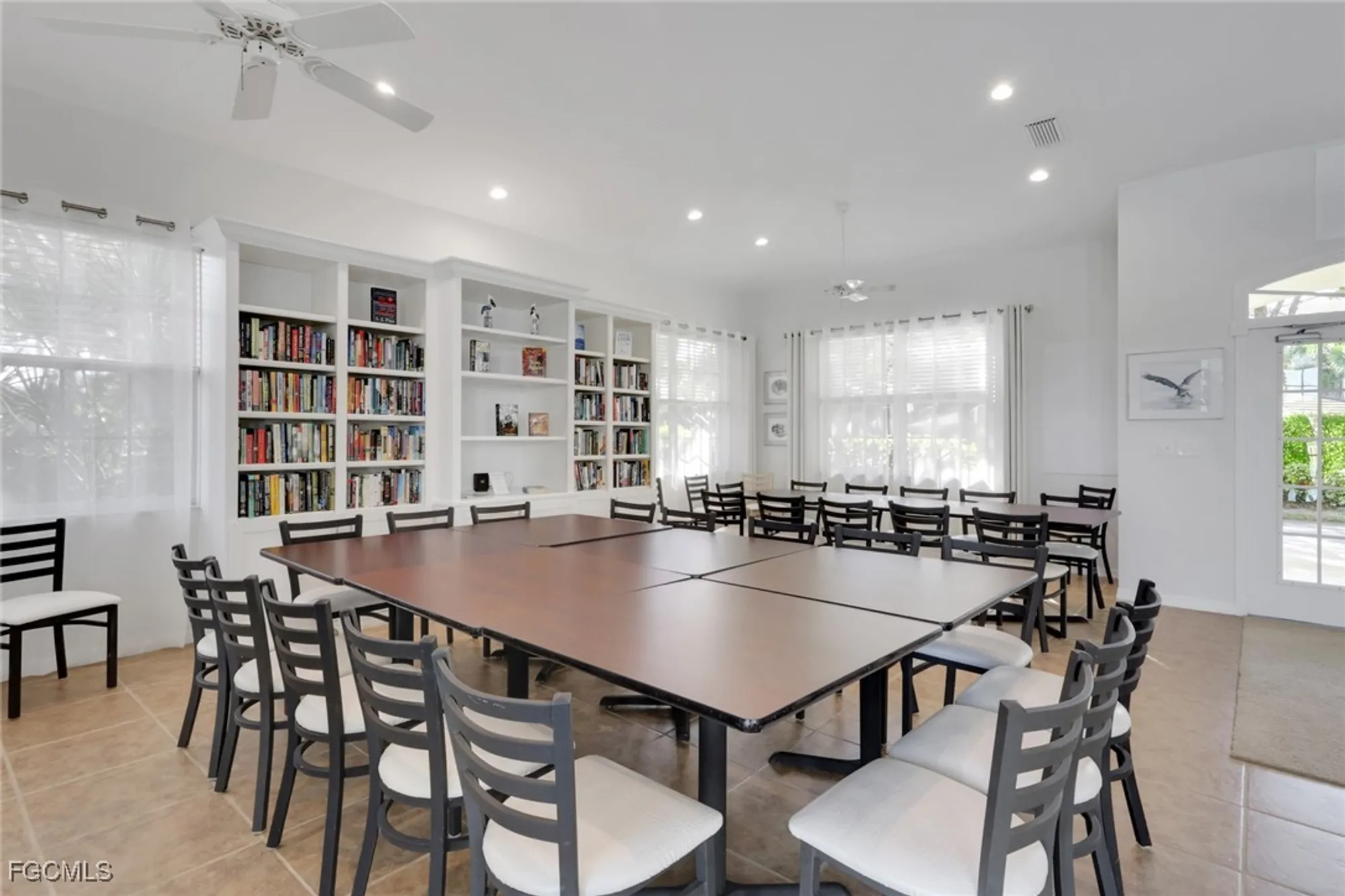 Property Slideshow image 33 of 36 | 3471 pointe creek ct 201, Bonita Springs, FL, 34134