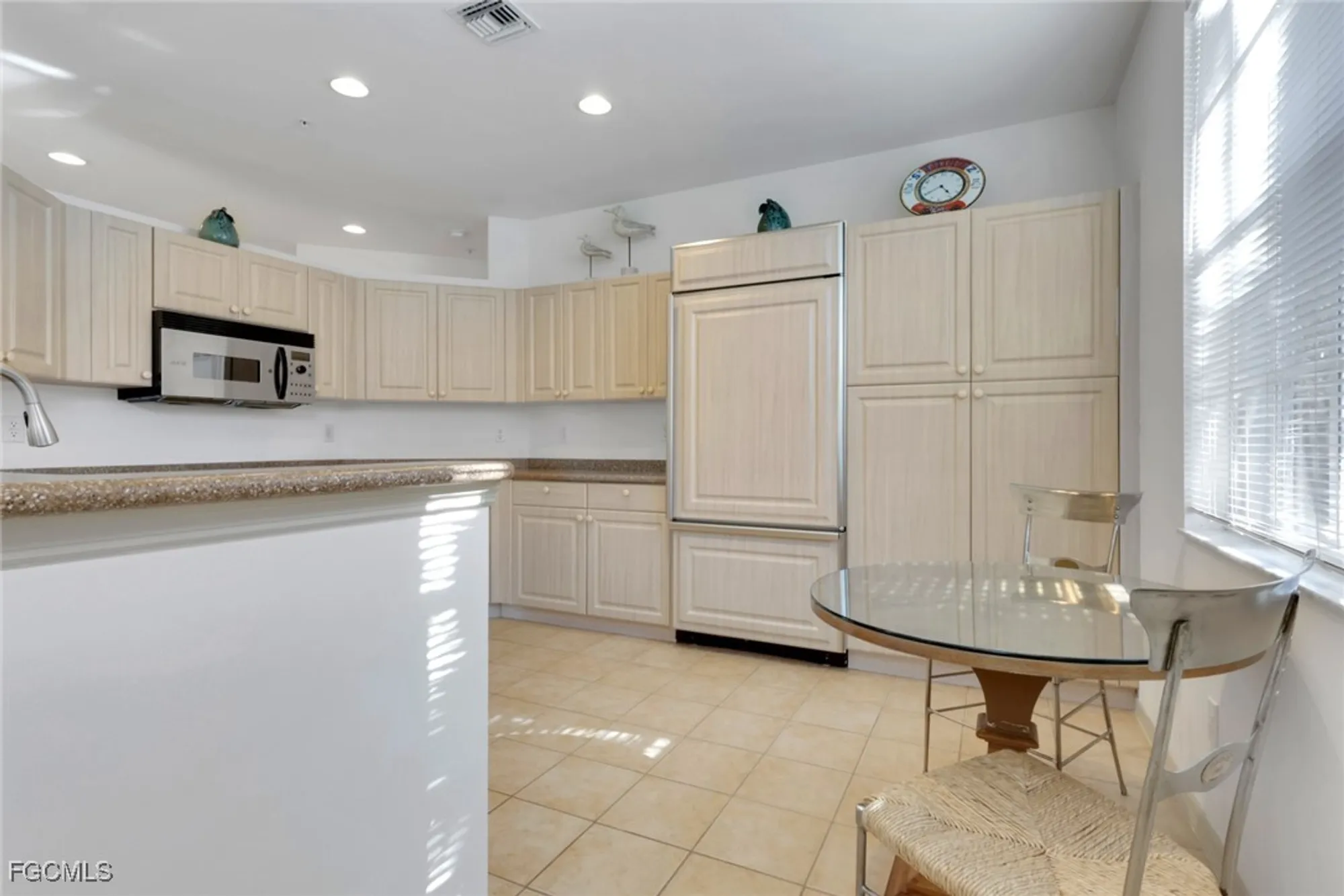 Property Slideshow image 7 of 36 | 3471 pointe creek ct 201, Bonita Springs, FL, 34134
