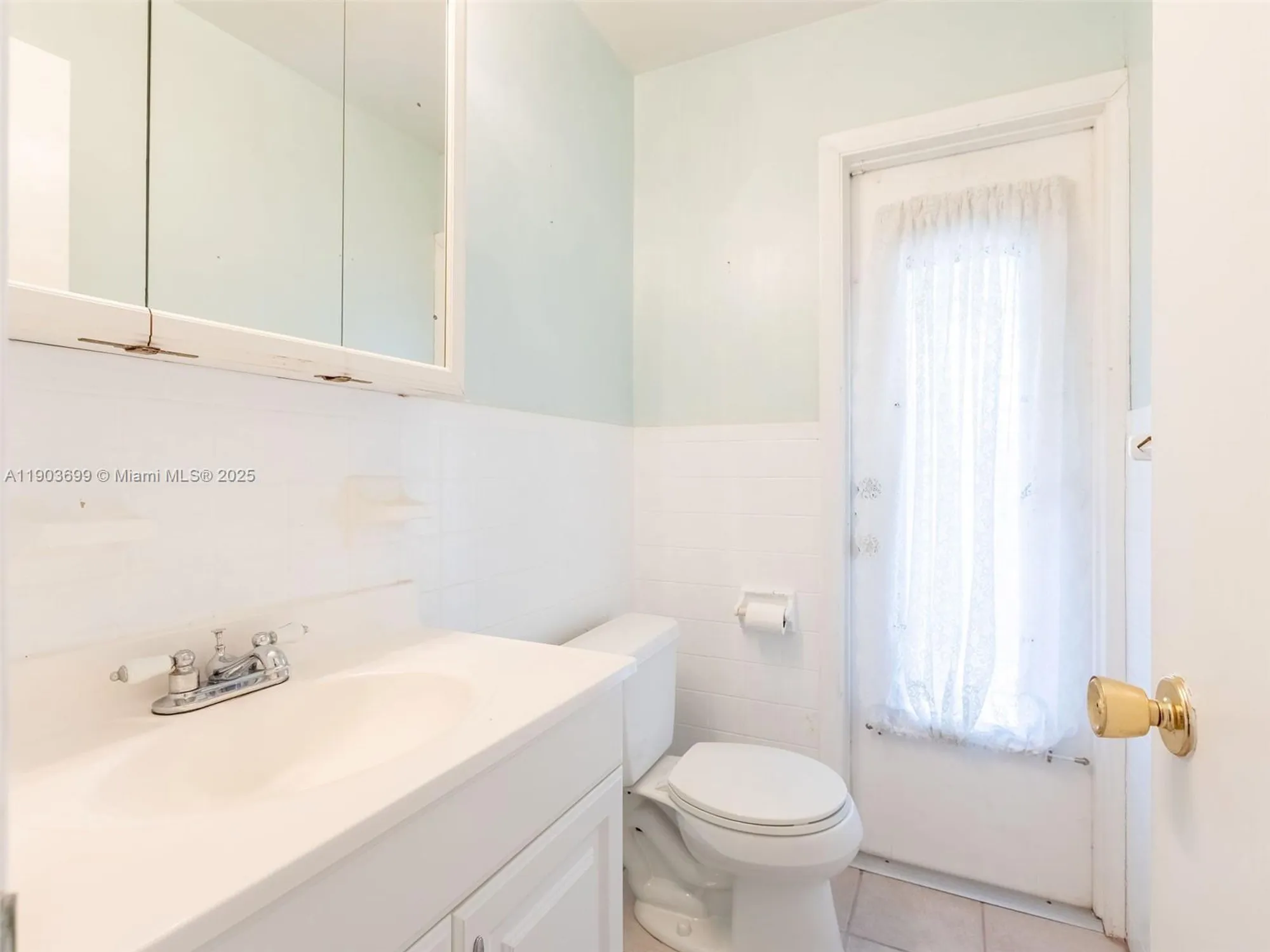 Property Slideshow image 16 of 57 | 6920 nw 16th st, Margate, FL, 33063