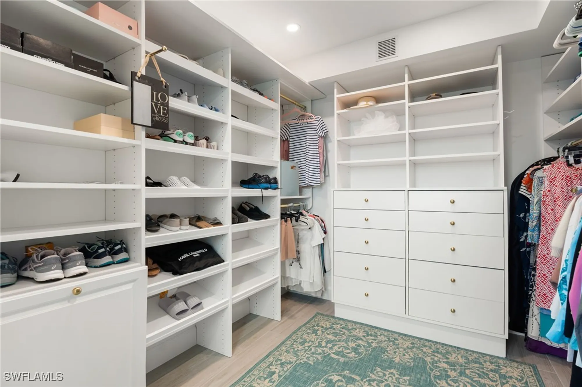 Property Slideshow image 16 of 35 | 7515 pelican bay blvd 5a, Naples, FL, 34108