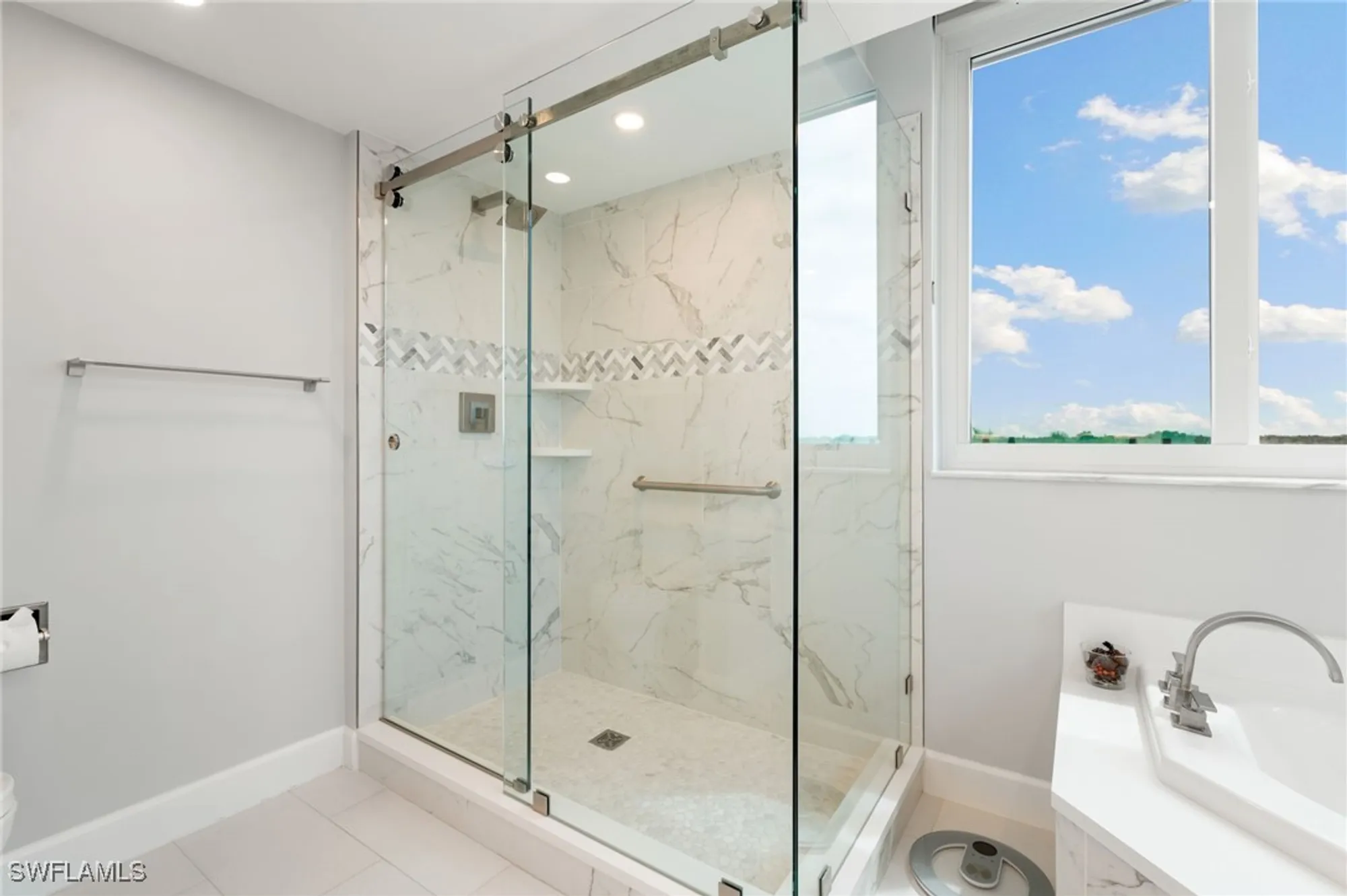 Property Slideshow image 18 of 35 | 7515 pelican bay blvd 5a, Naples, FL, 34108