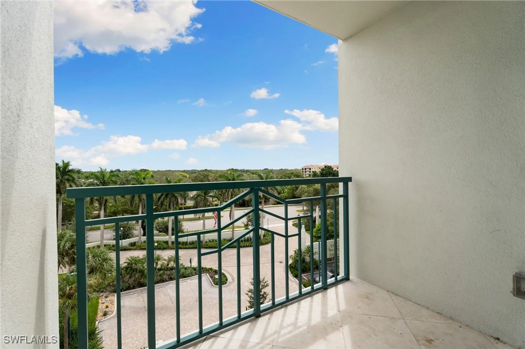 Property Slideshow image 13 of 35 | 7515 pelican bay blvd 5a, Naples, FL, 34108