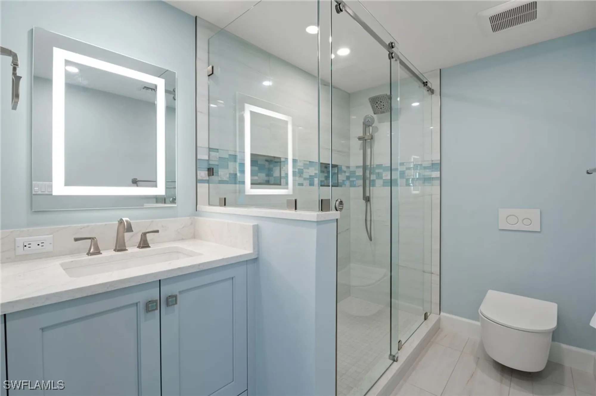 Property Slideshow image 21 of 35 | 7515 pelican bay blvd 5a, Naples, FL, 34108