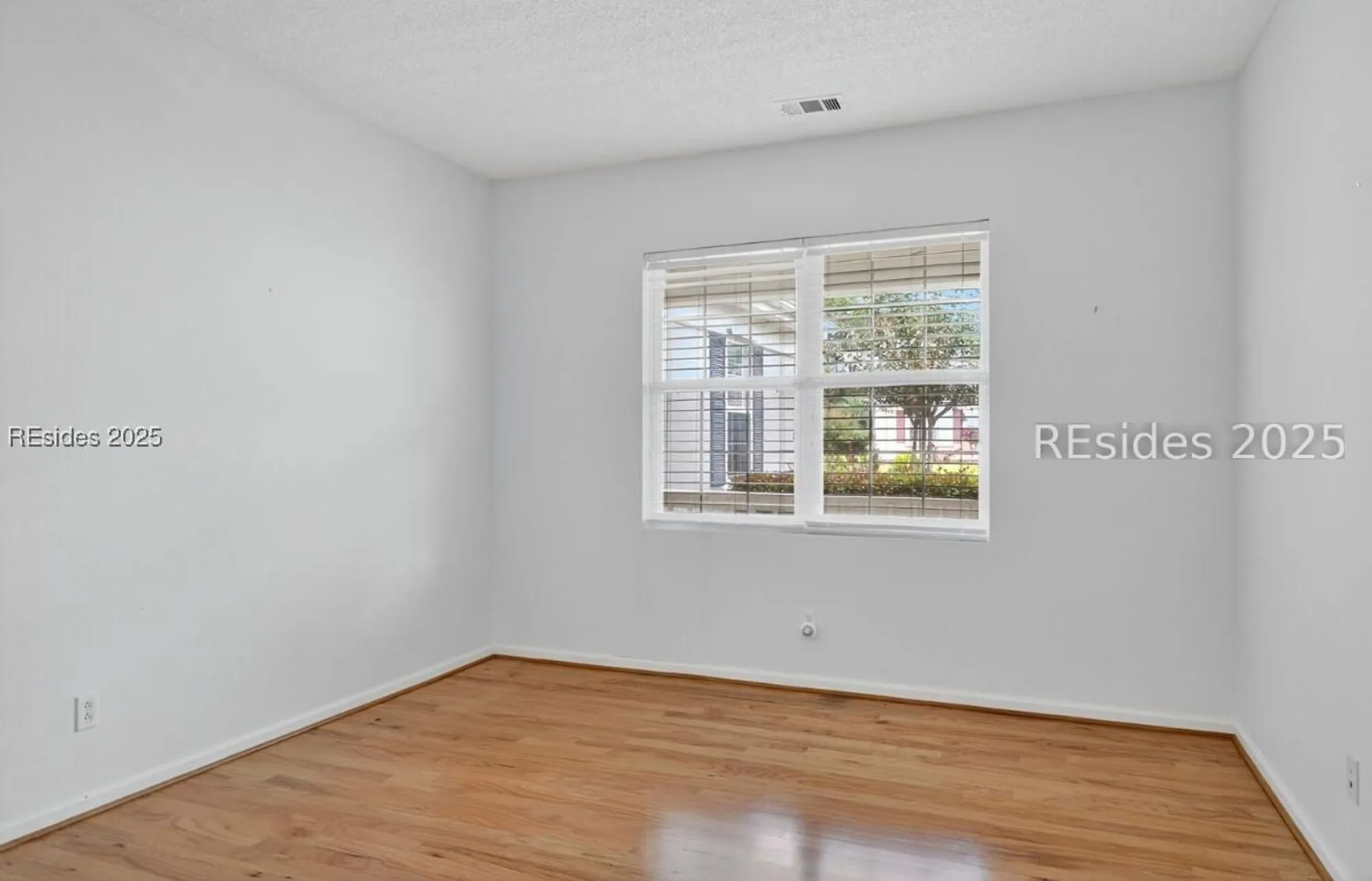 Property Slideshow image 17 of 37 | 7 clairborne ct, Bluffton, SC, 29909