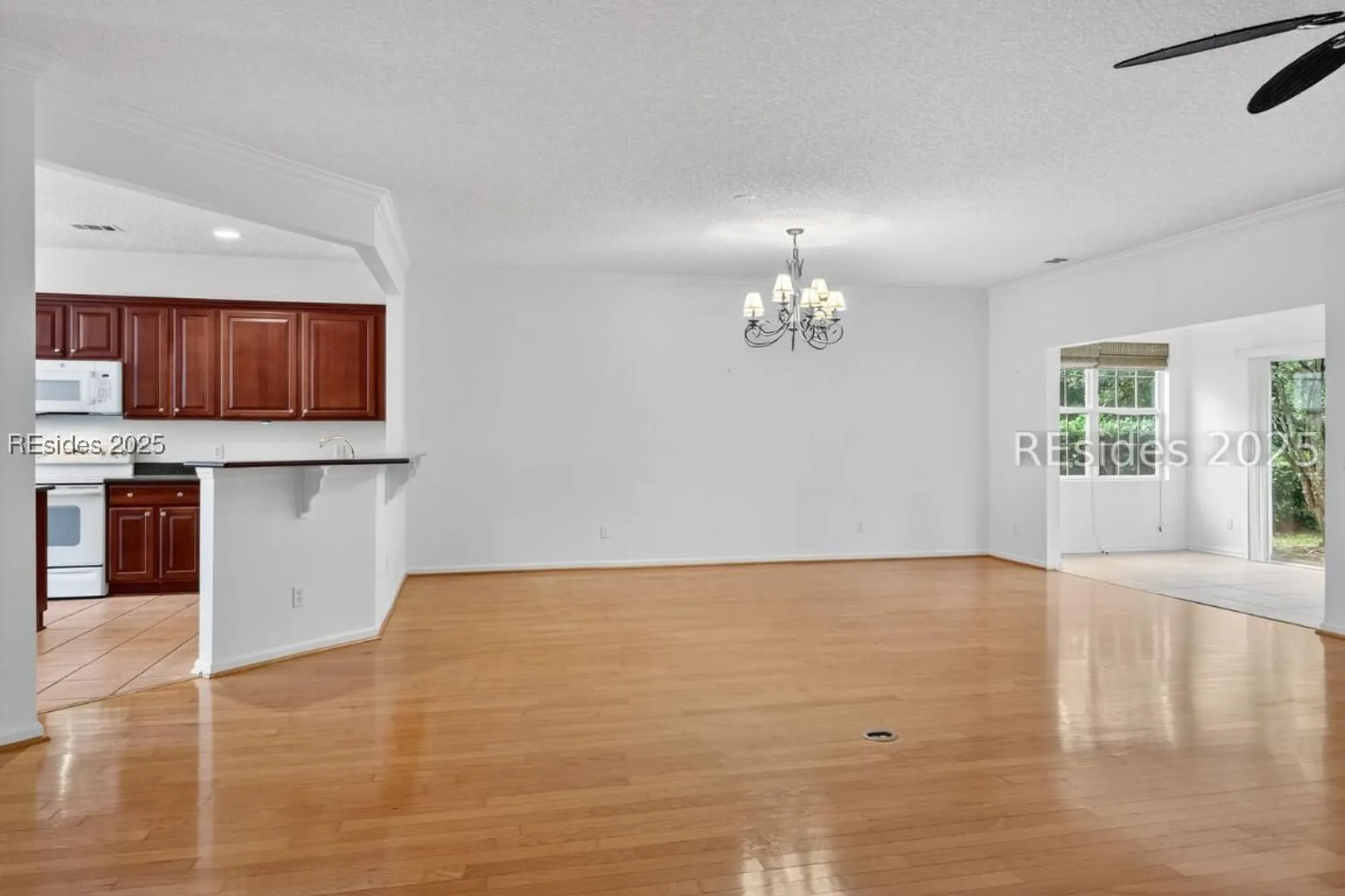 Property Slideshow image 5 of 37 | 7 clairborne ct, Bluffton, SC, 29909