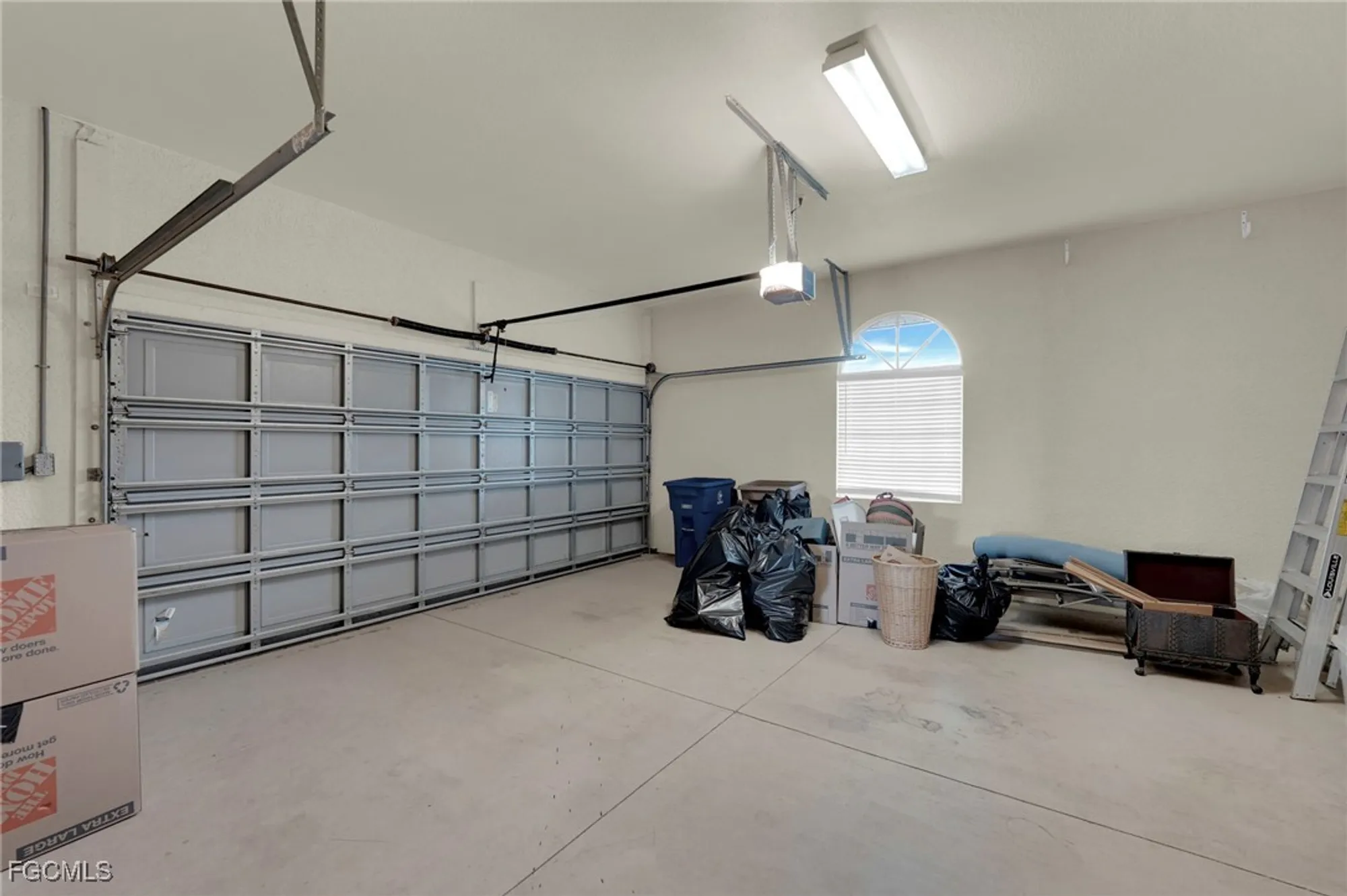 Property Slideshow image 35 of 37 | 3221 orangetree bnd, Fort Myers, FL, 33905