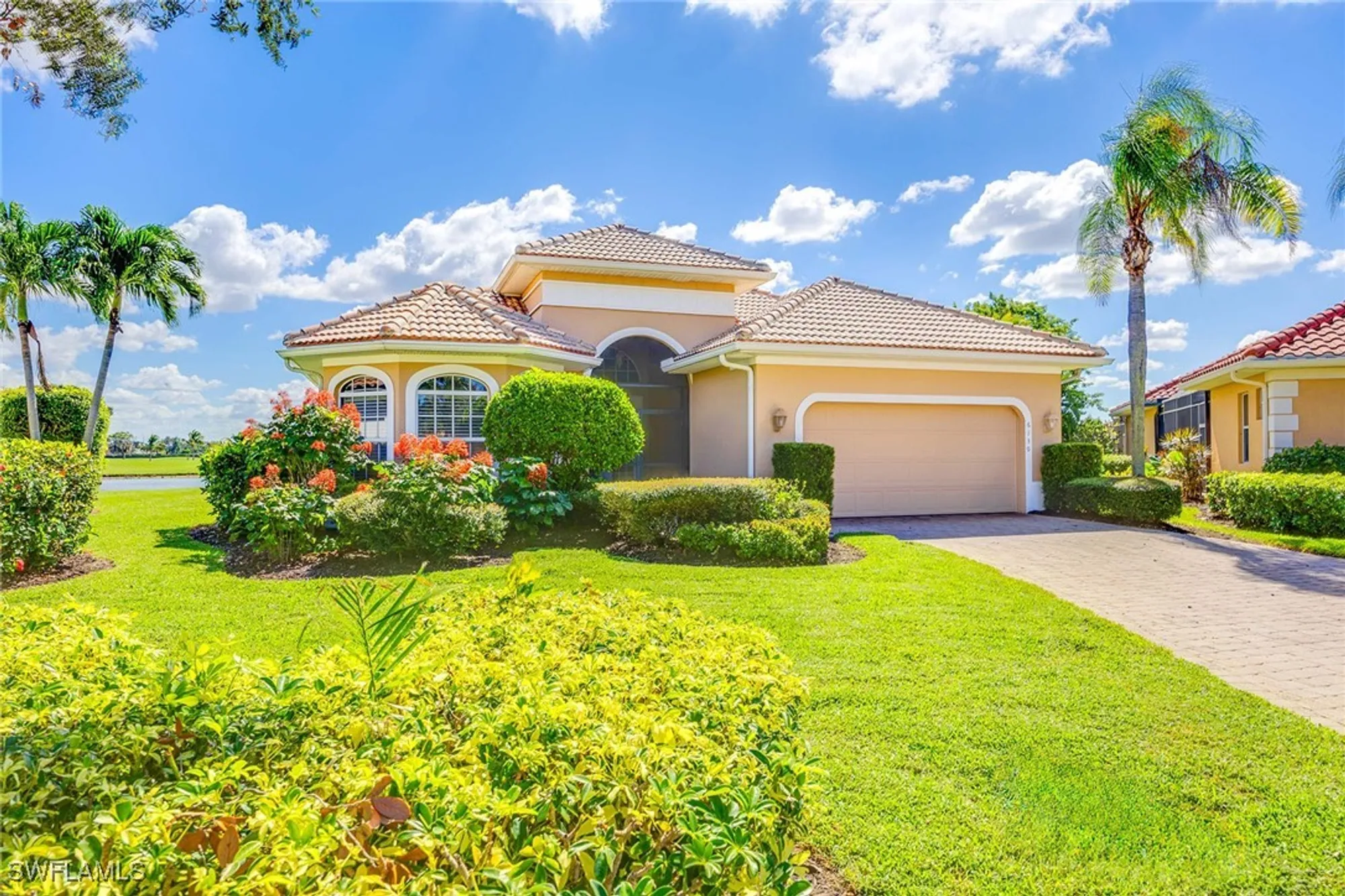 Property Slideshow image 10 of 36 | 6730 bent grass dr, Naples, FL, 34113