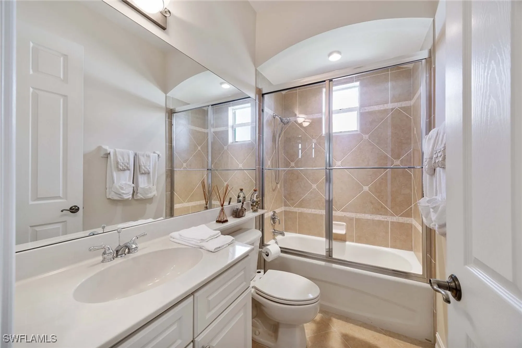 Property Slideshow image 26 of 36 | 6730 bent grass dr, Naples, FL, 34113