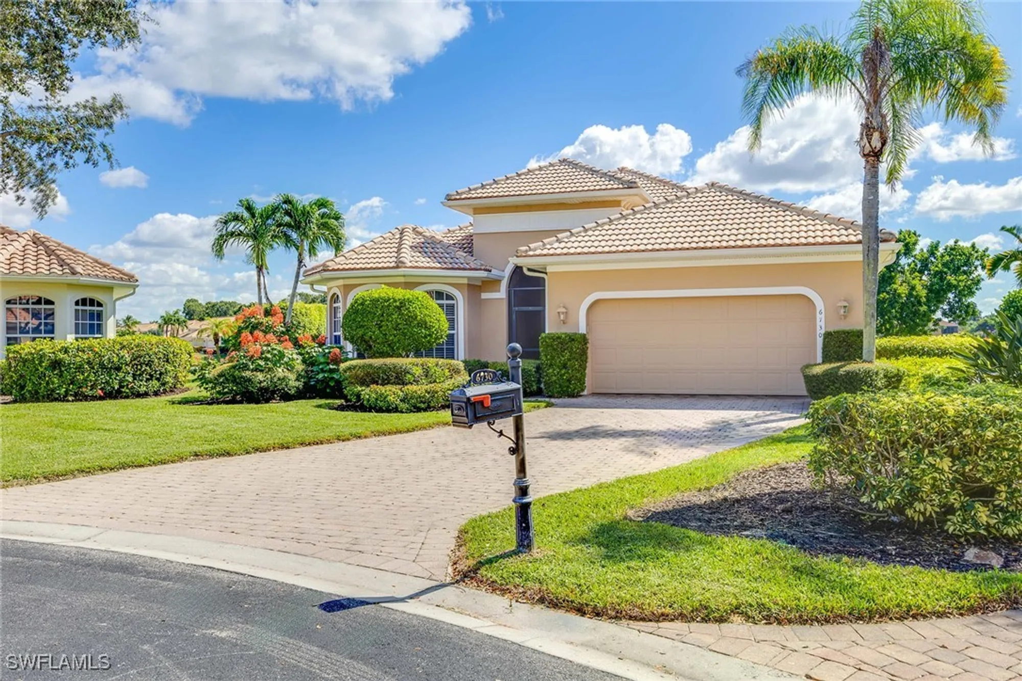 Property Slideshow image 8 of 36 | 6730 bent grass dr, Naples, FL, 34113