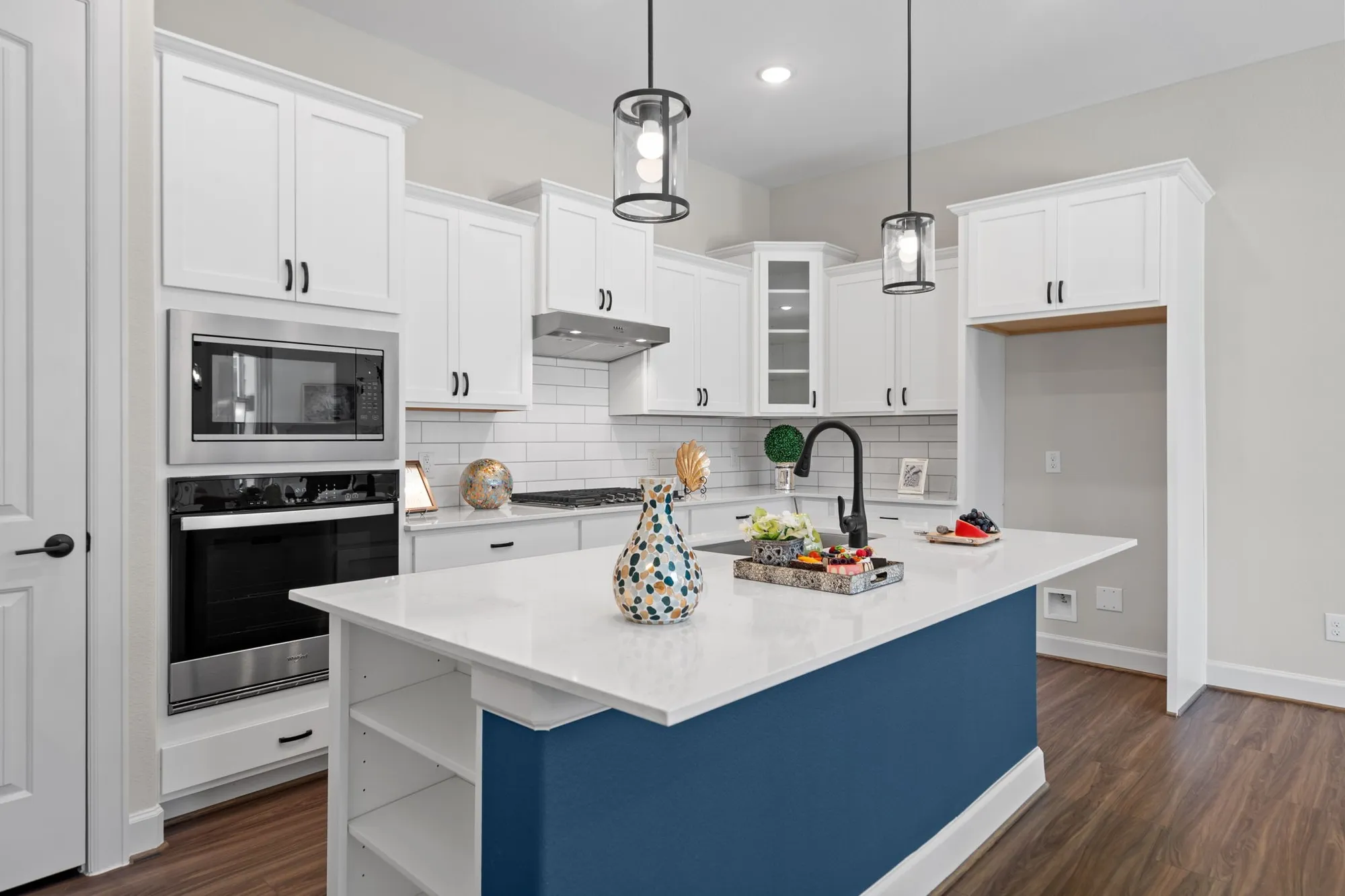 Property Slideshow image 8 of 22 | 1206 hidden oaks dr, Tomball, TX, 77375