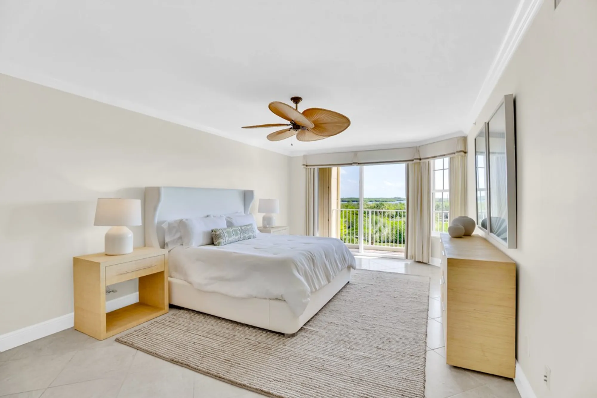 Property Slideshow image 18 of 36 | 5055 n harbor dr apt 302, Vero Beach, FL, 32967