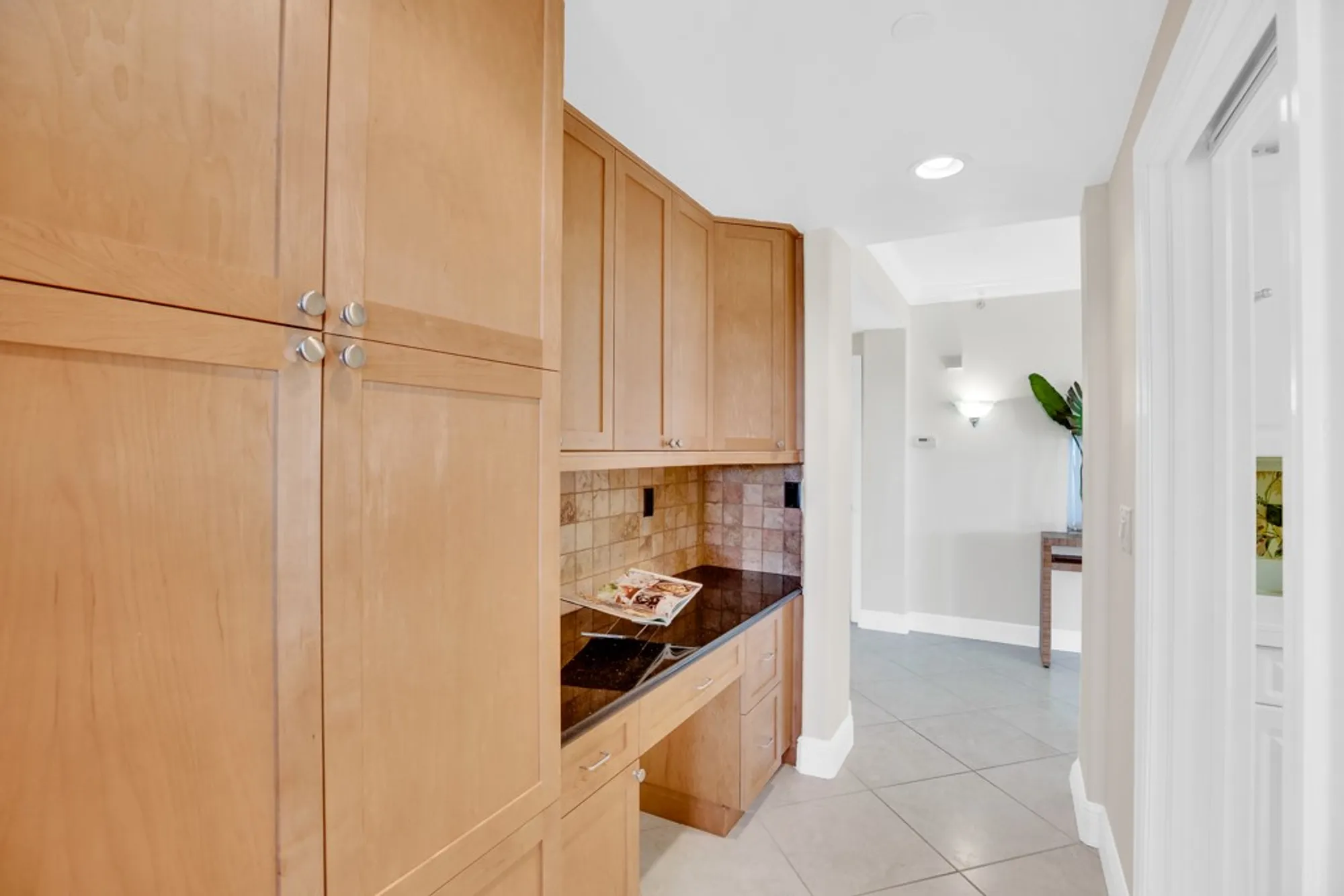 Property Slideshow image 24 of 36 | 5055 n harbor dr apt 302, Vero Beach, FL, 32967