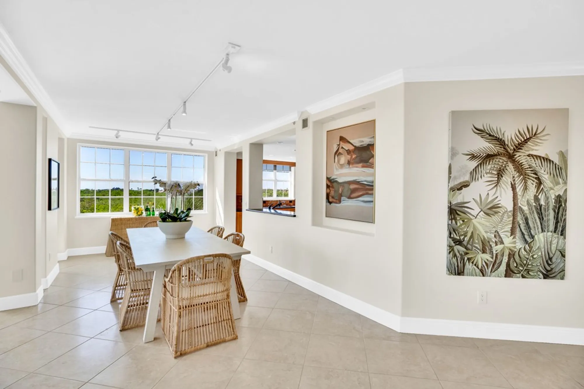 Property Slideshow image 5 of 36 | 5055 n harbor dr apt 302, Vero Beach, FL, 32967