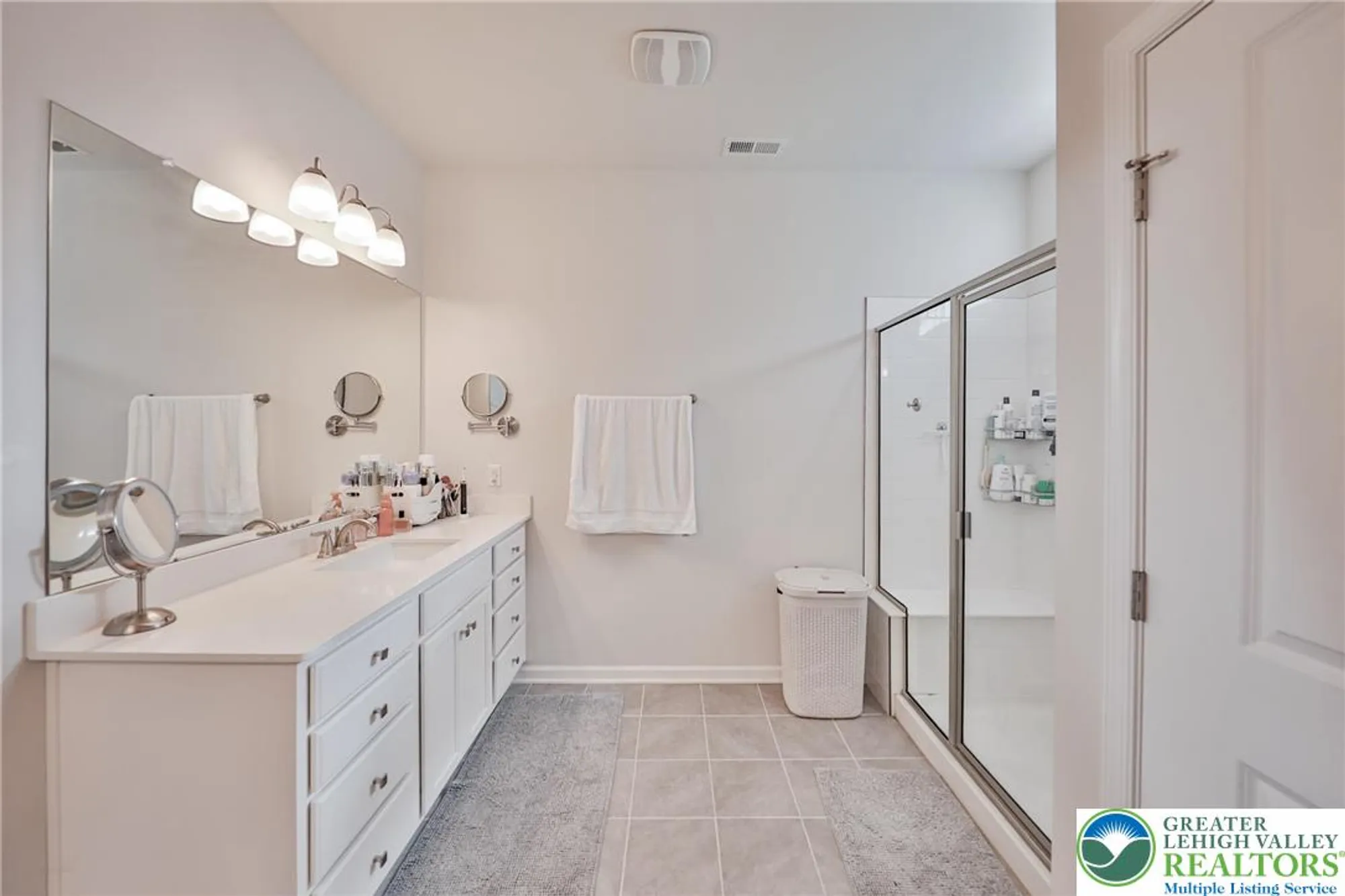 Property Slideshow image 11 of 18 | 8005 august ave, Breinigsville, PA, 18031