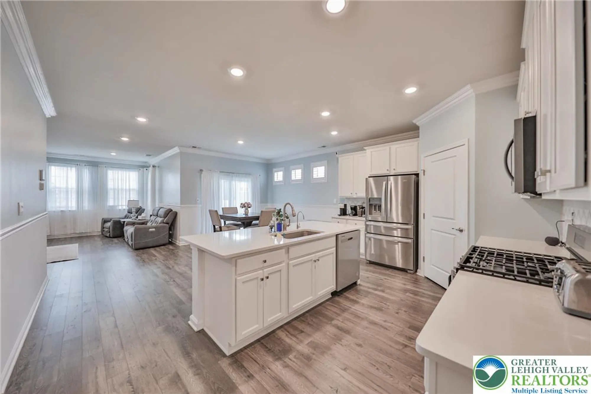 Property Slideshow image 5 of 18 | 8005 august ave, Breinigsville, PA, 18031