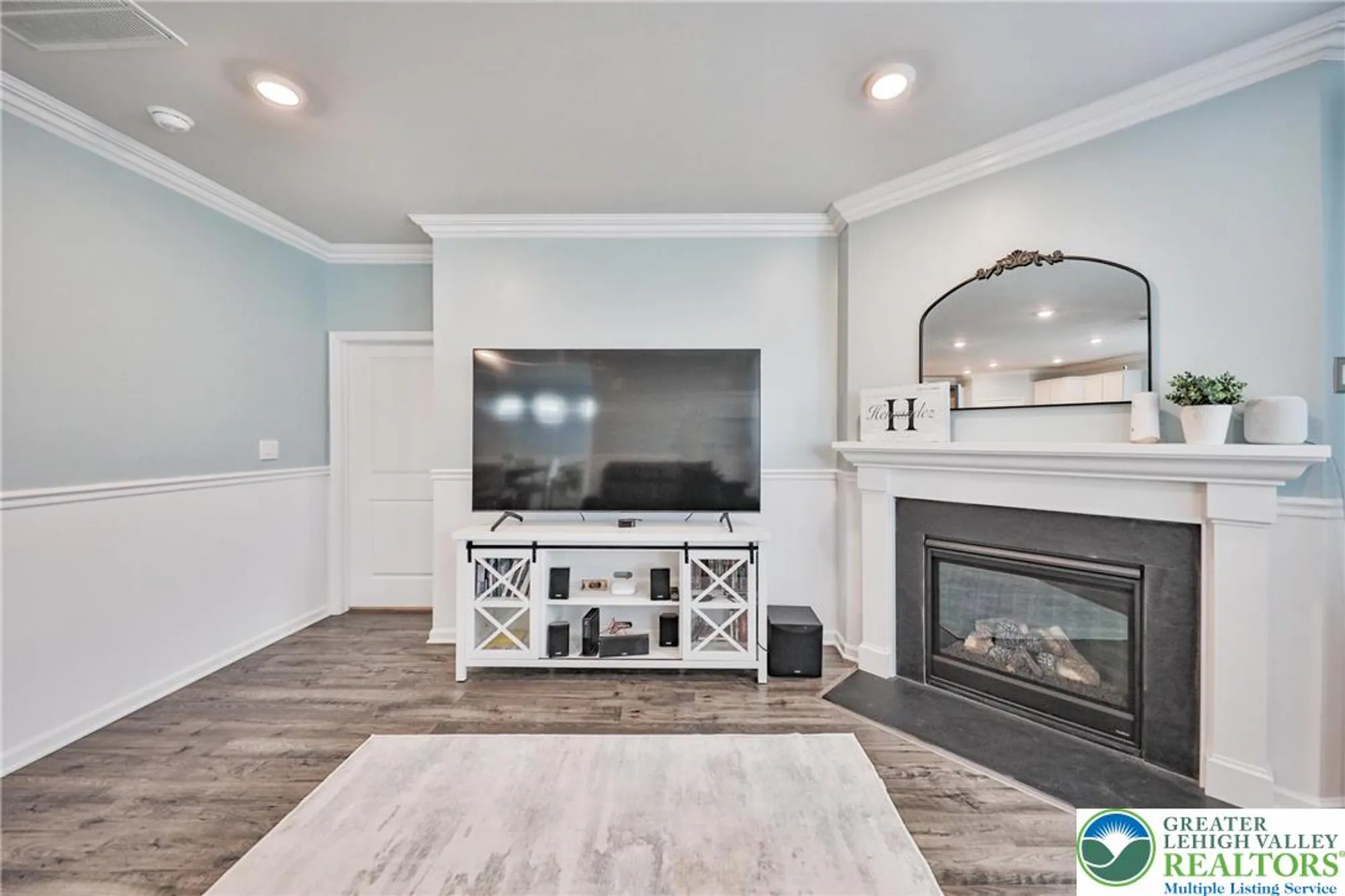 Property Slideshow image 8 of 18 | 8005 august ave, Breinigsville, PA, 18031