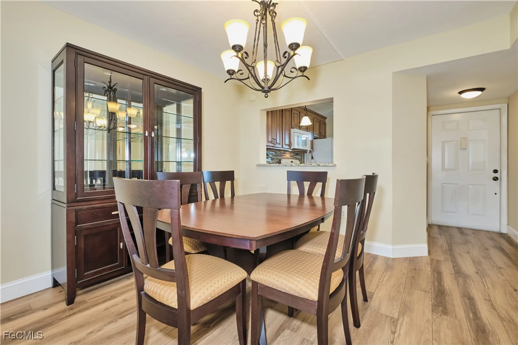Property Slideshow image 14 of 49 | 7410 lake breeze dr 402, Fort Myers, FL, 33907