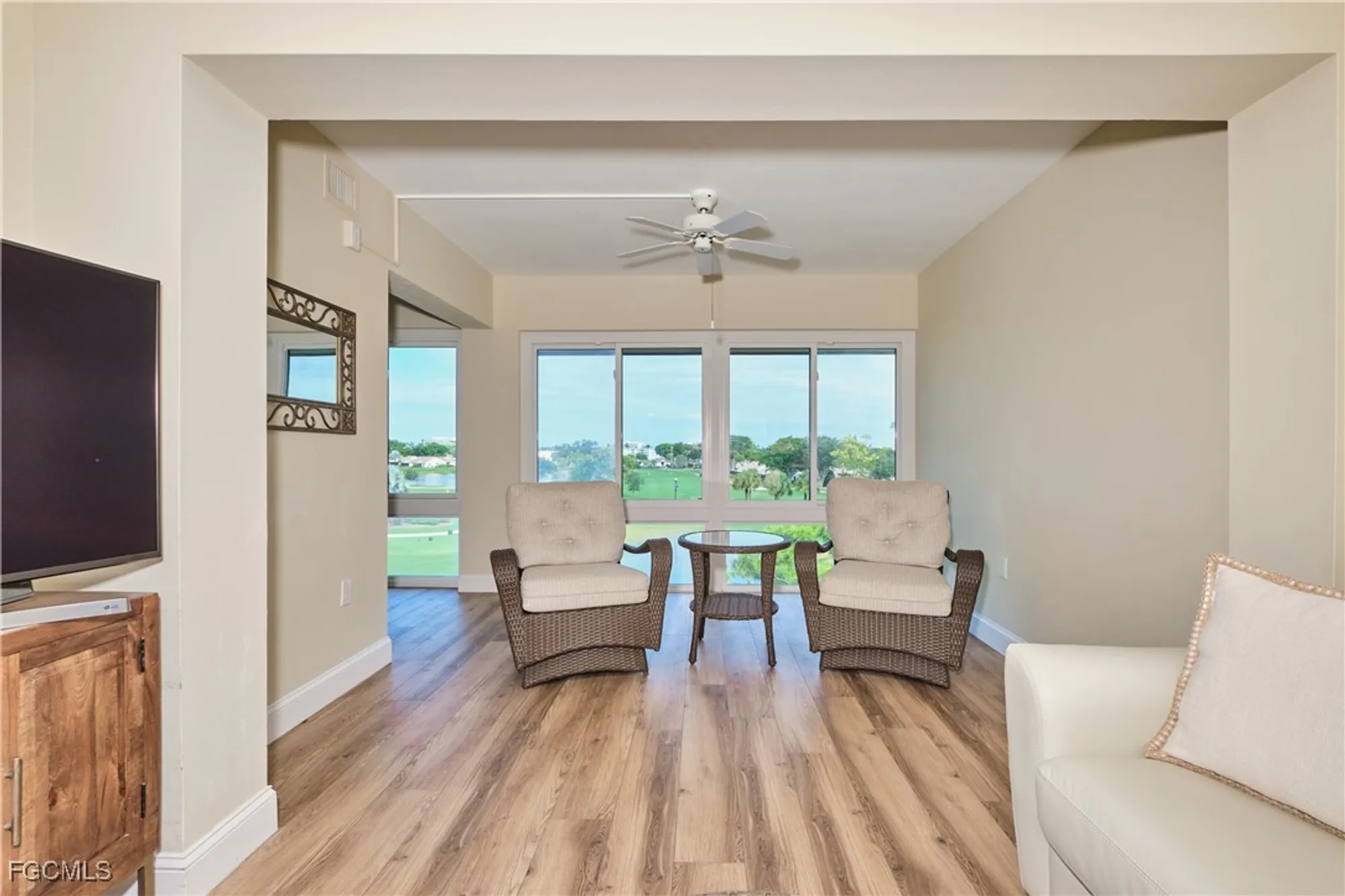 Property Slideshow image 10 of 49 | 7410 lake breeze dr 402, Fort Myers, FL, 33907