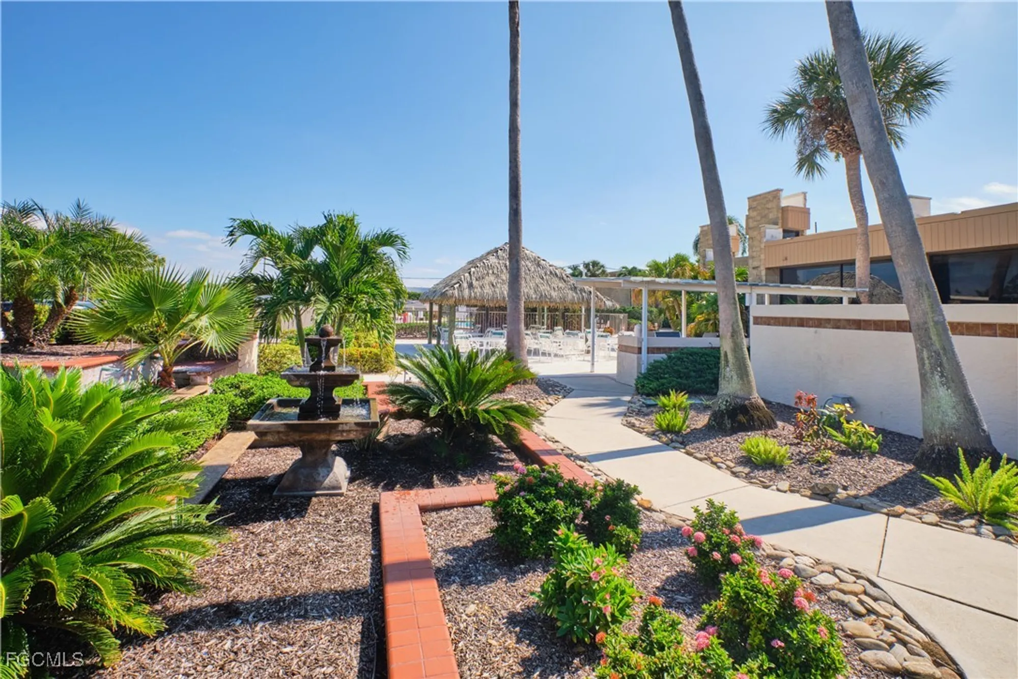 Property Slideshow image 35 of 49 | 7410 lake breeze dr 402, Fort Myers, FL, 33907