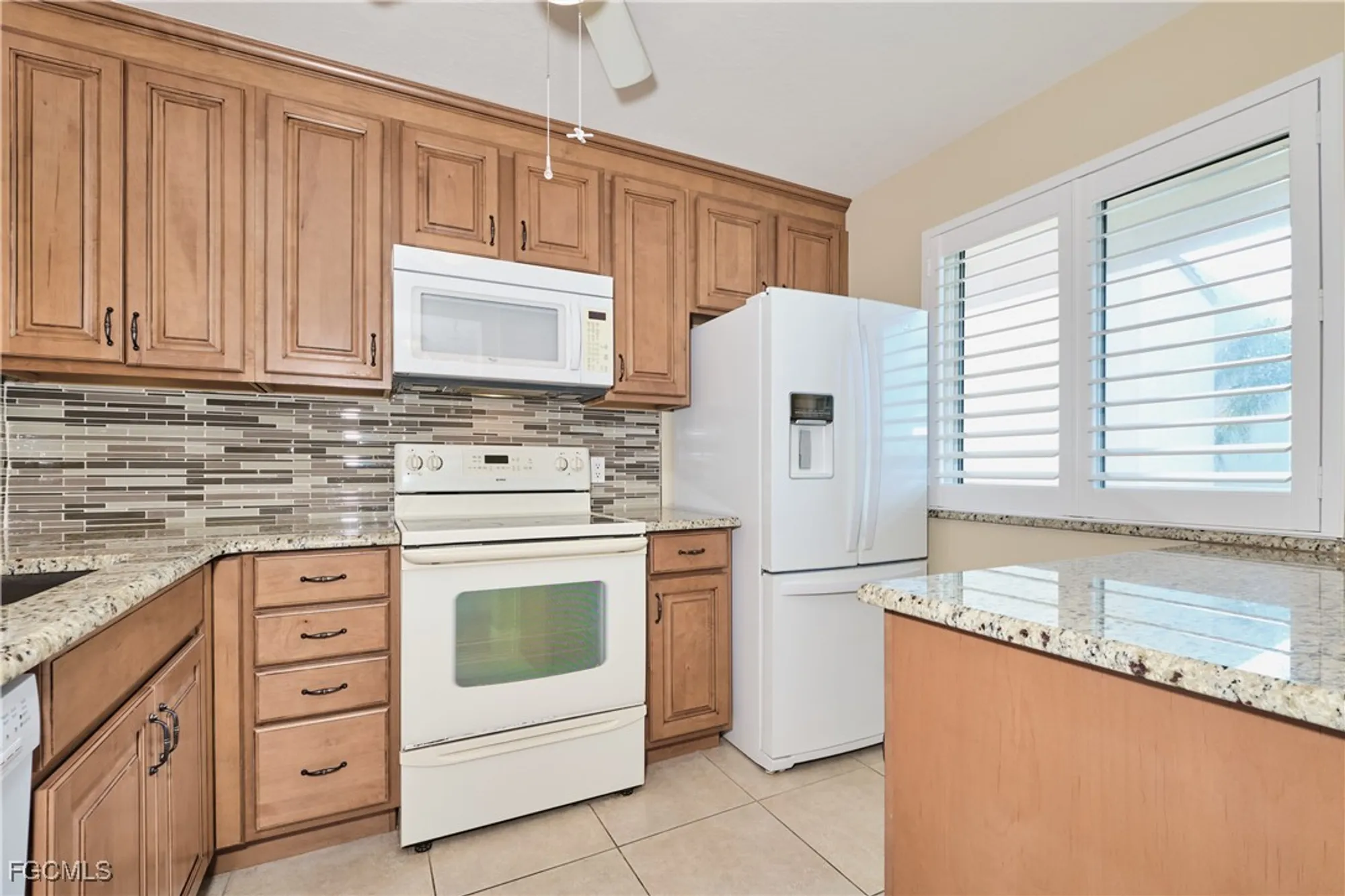 Property Slideshow image 5 of 49 | 7410 lake breeze dr 402, Fort Myers, FL, 33907