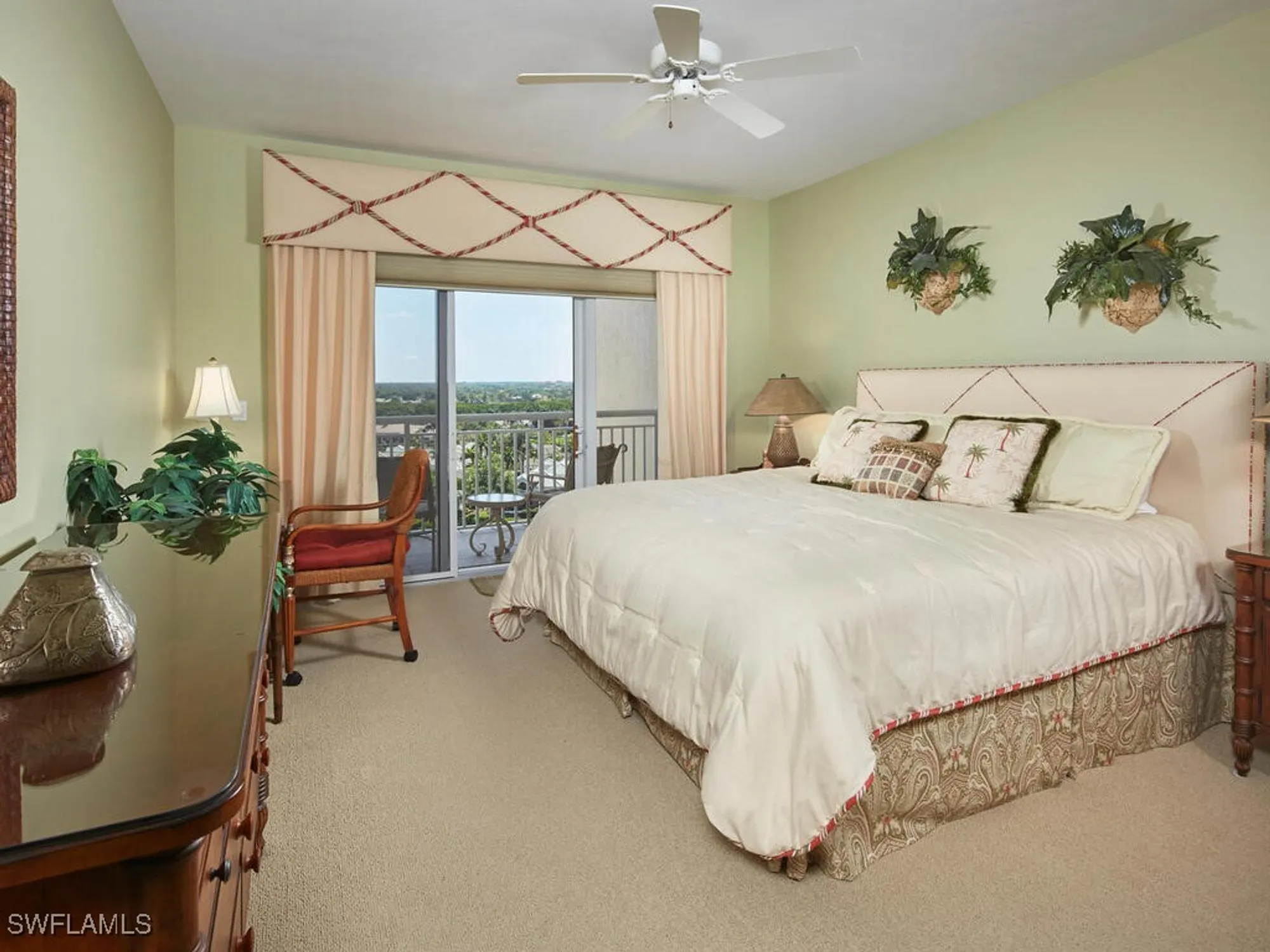 Property Slideshow image 18 of 25 | 4751 bonita bay blvd 1105, Bonita Springs, FL, 34134