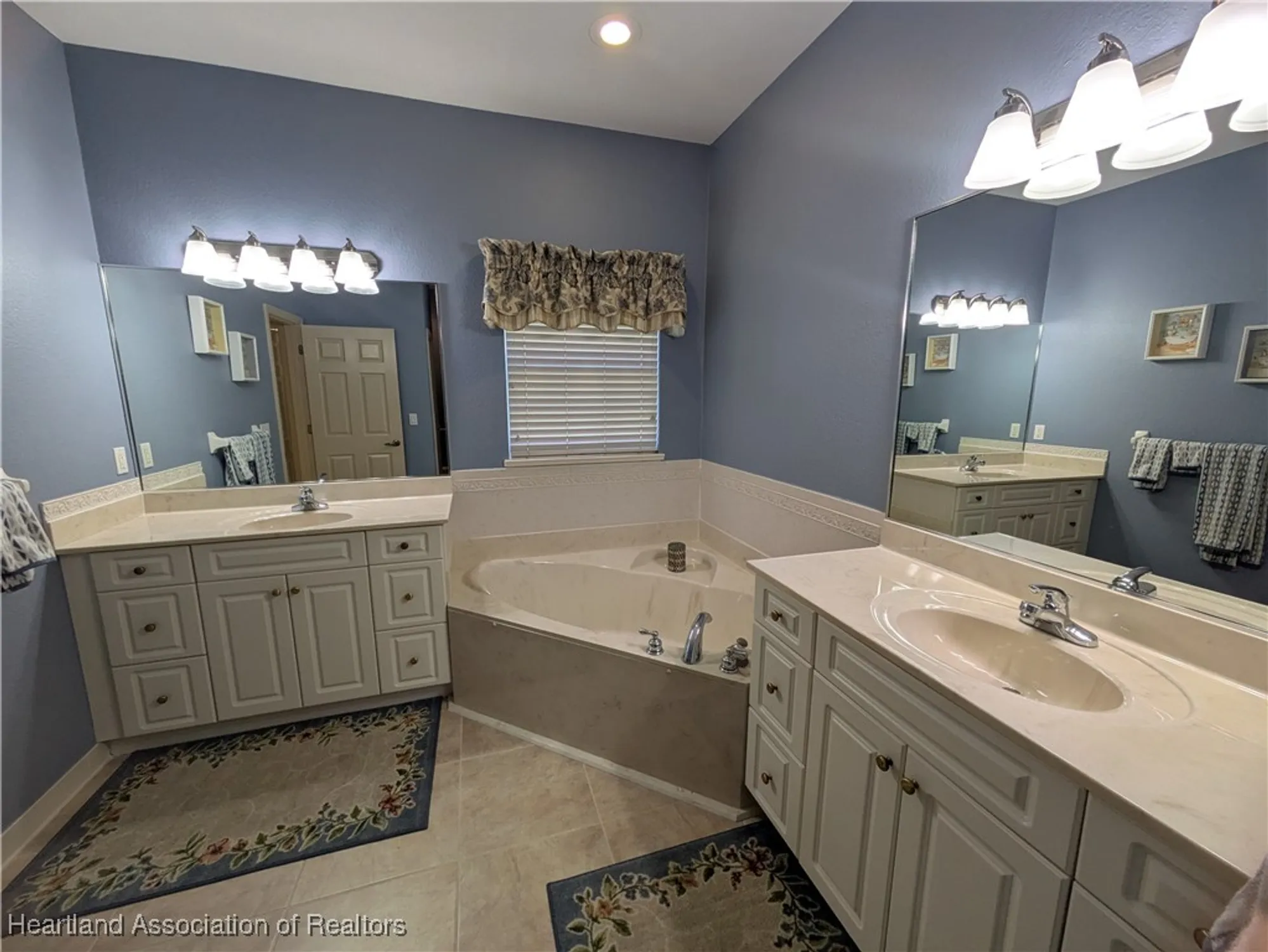 Property Slideshow image 16 of 41 | 9 somerset ln, Lake Placid, FL, 33852