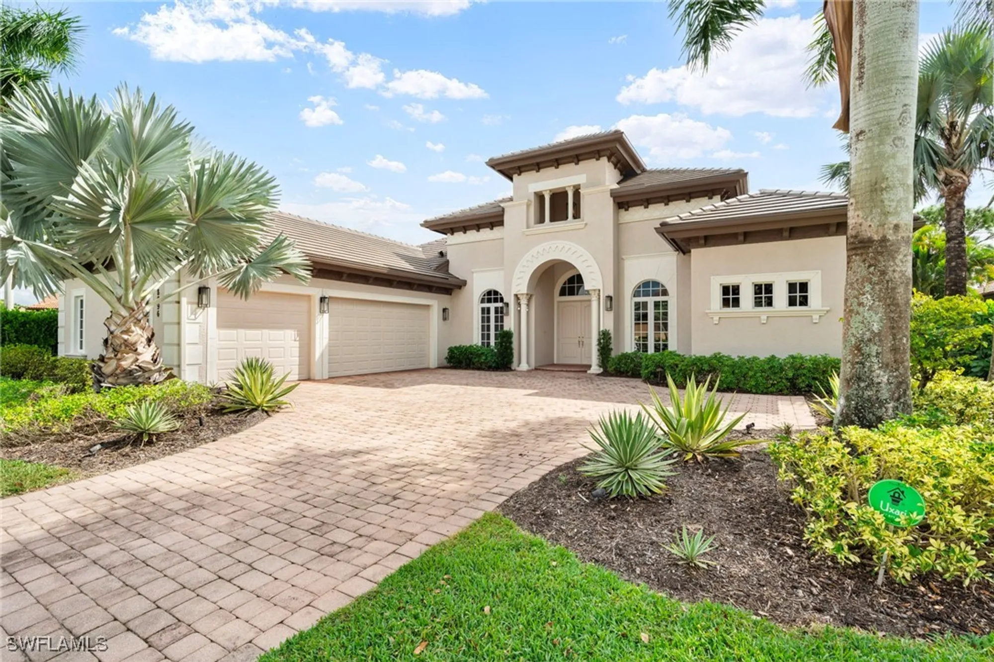 Property Slideshow image 2 of 50 | 8996 crooked stick ct, Naples, FL, 34113