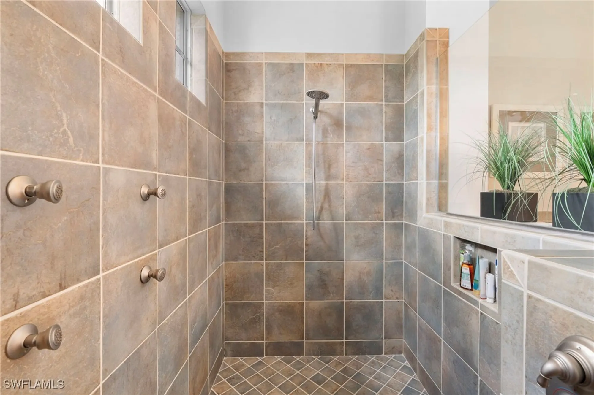 Property Slideshow image 21 of 50 | 8996 crooked stick ct, Naples, FL, 34113