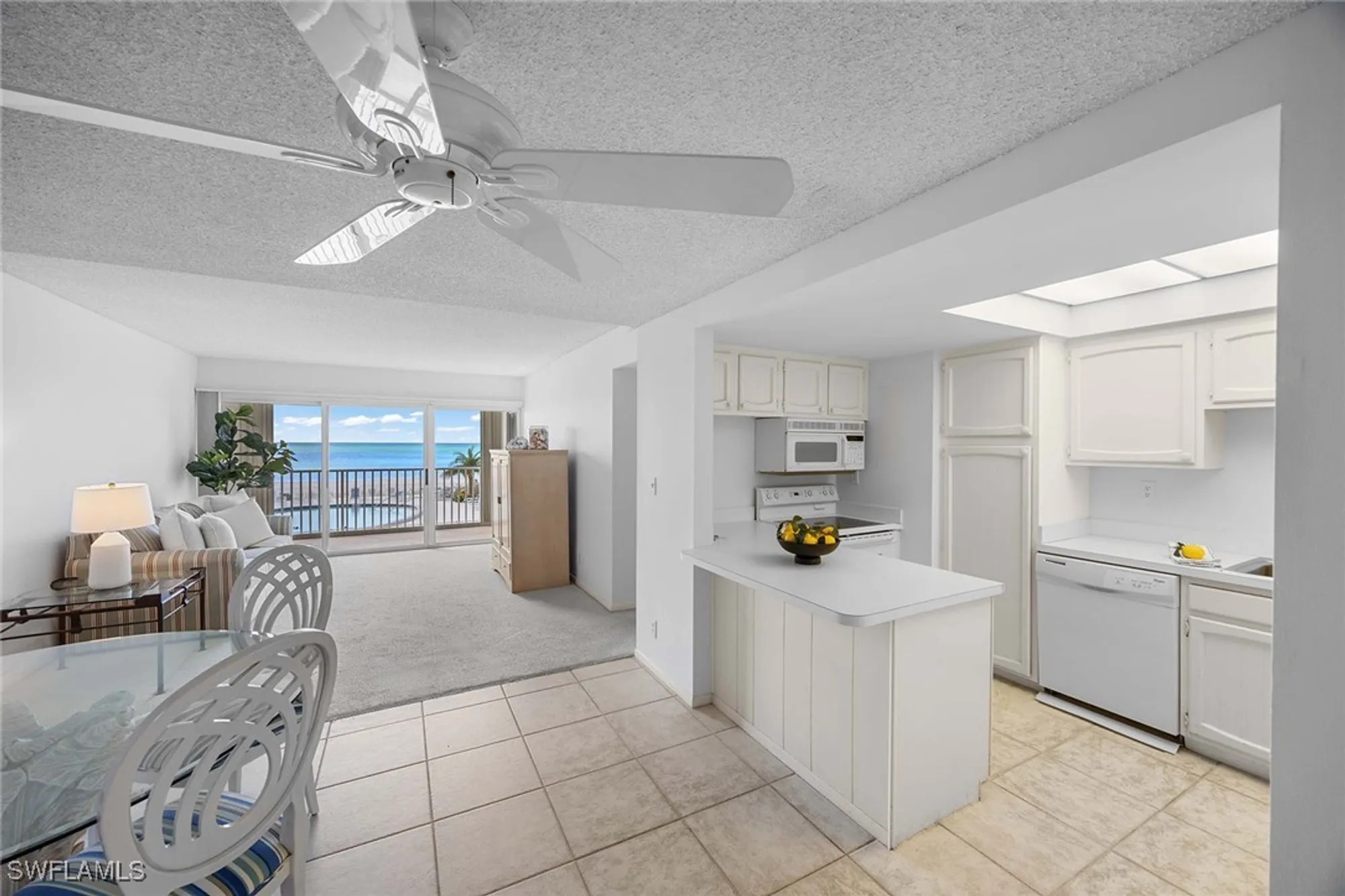 Property Slideshow image 4 of 21 | 3443 gulf shore blvd 207, Naples, FL, 34103