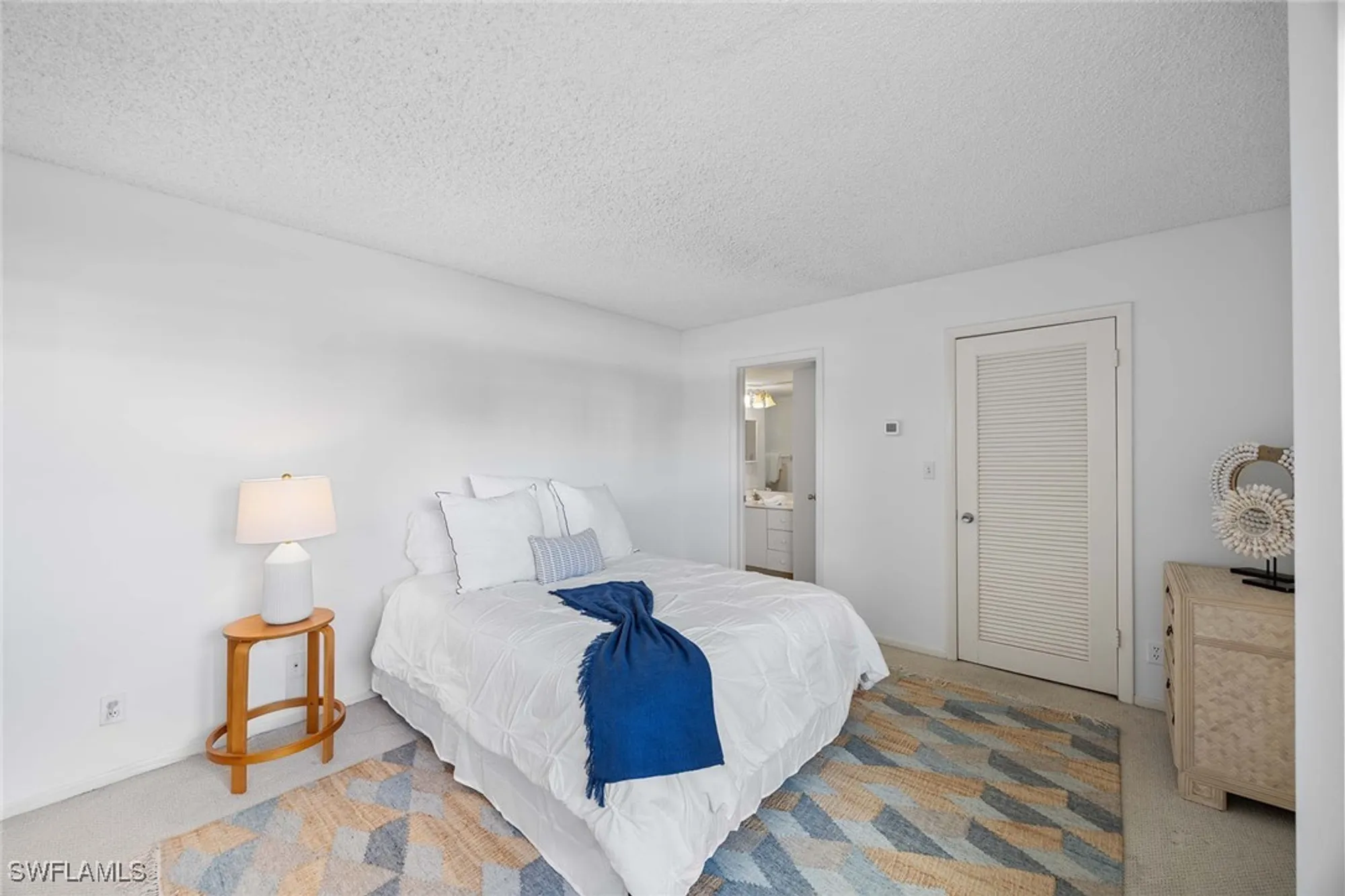 Property Slideshow image 9 of 21 | 3443 gulf shore blvd 207, Naples, FL, 34103