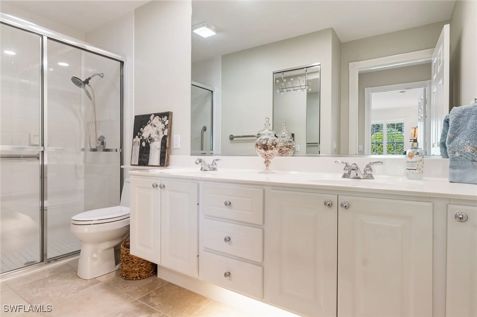 Property Slideshow image 16 of 22 | 8089 xenia ln, Naples, FL, 34114