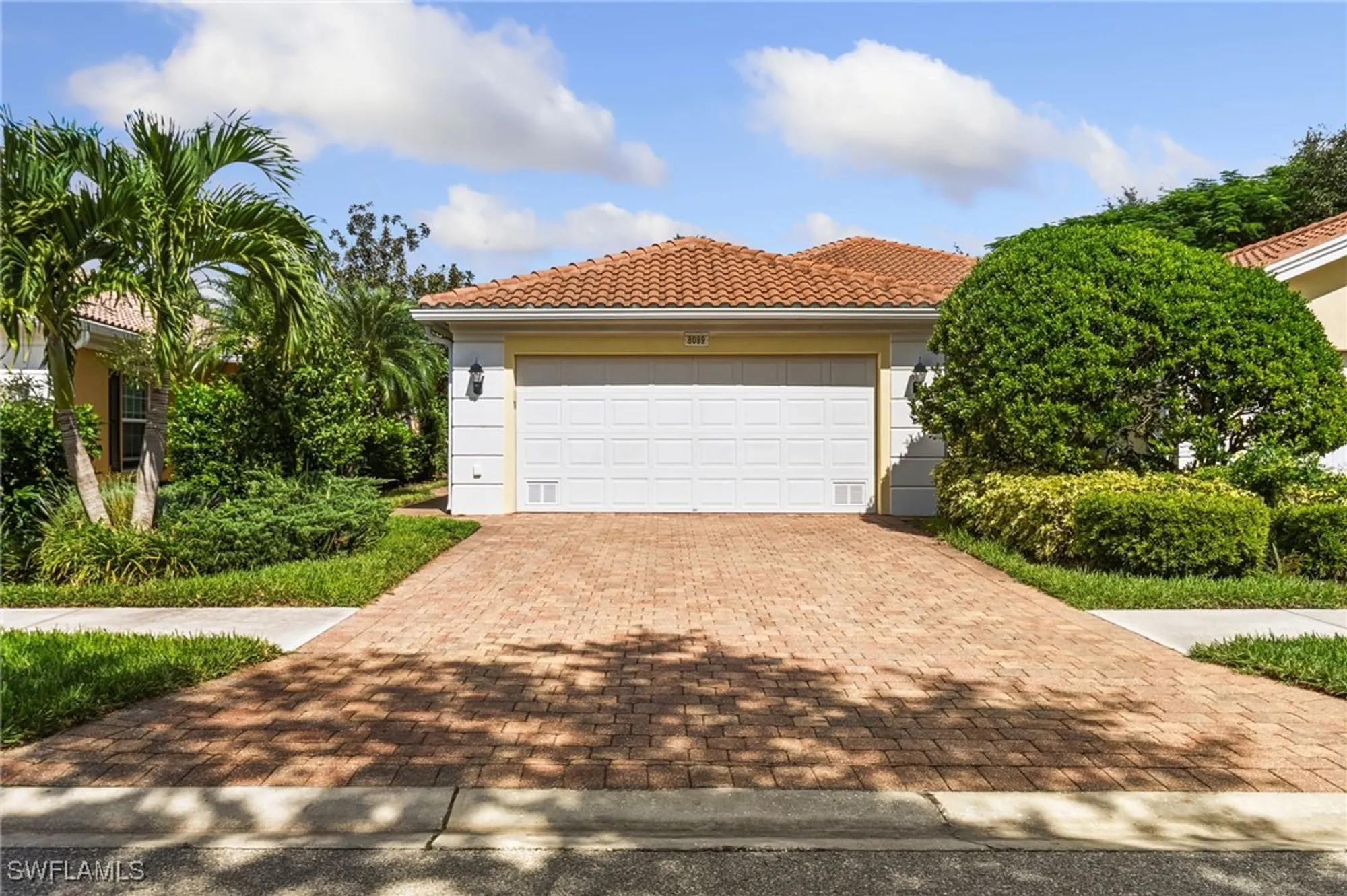 Property Slideshow image 1 of 22 | 8089 xenia ln, Naples, FL, 34114