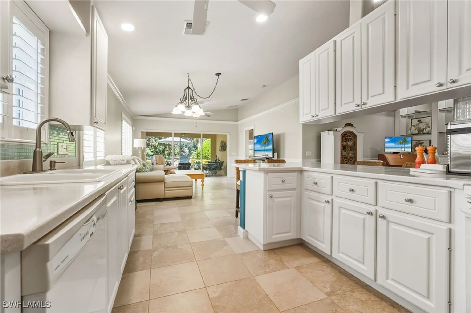 Property Slideshow image 6 of 22 | 8089 xenia ln, Naples, FL, 34114