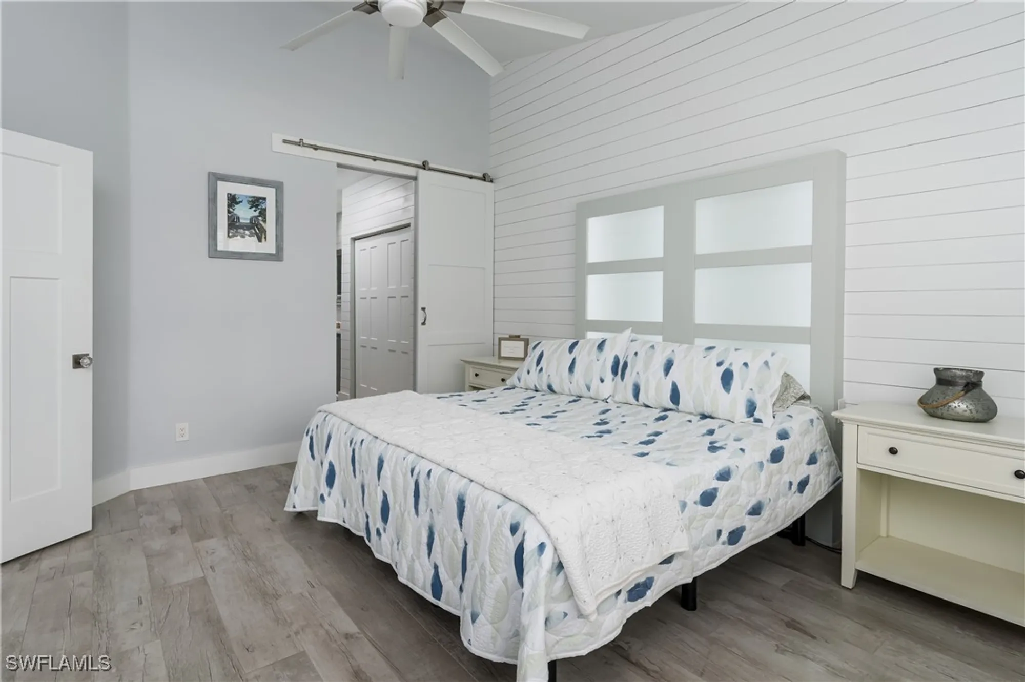 Property Slideshow image 16 of 50 | 650 lalique cir apt 308, Naples, FL, 34119