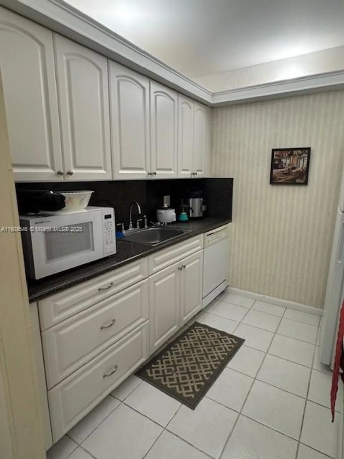 Property Slideshow image 11 of 19 | 200 sw 132nd way apt 212l, Pembroke Pines, FL, 33027