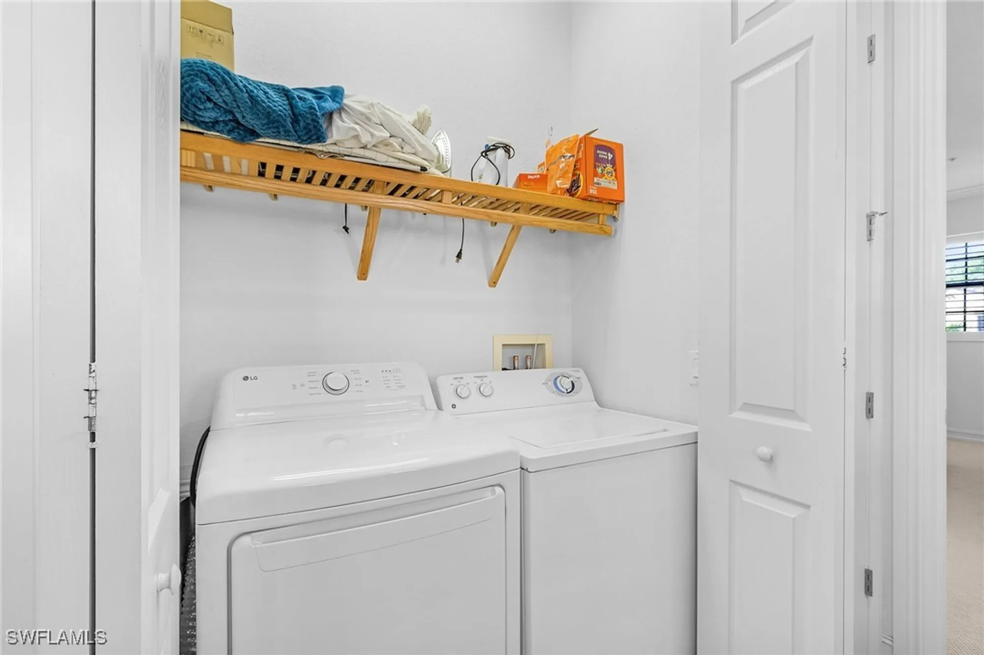 Property Slideshow image 19 of 30 | 9118 chula vista st 12002, Naples, FL, 34113