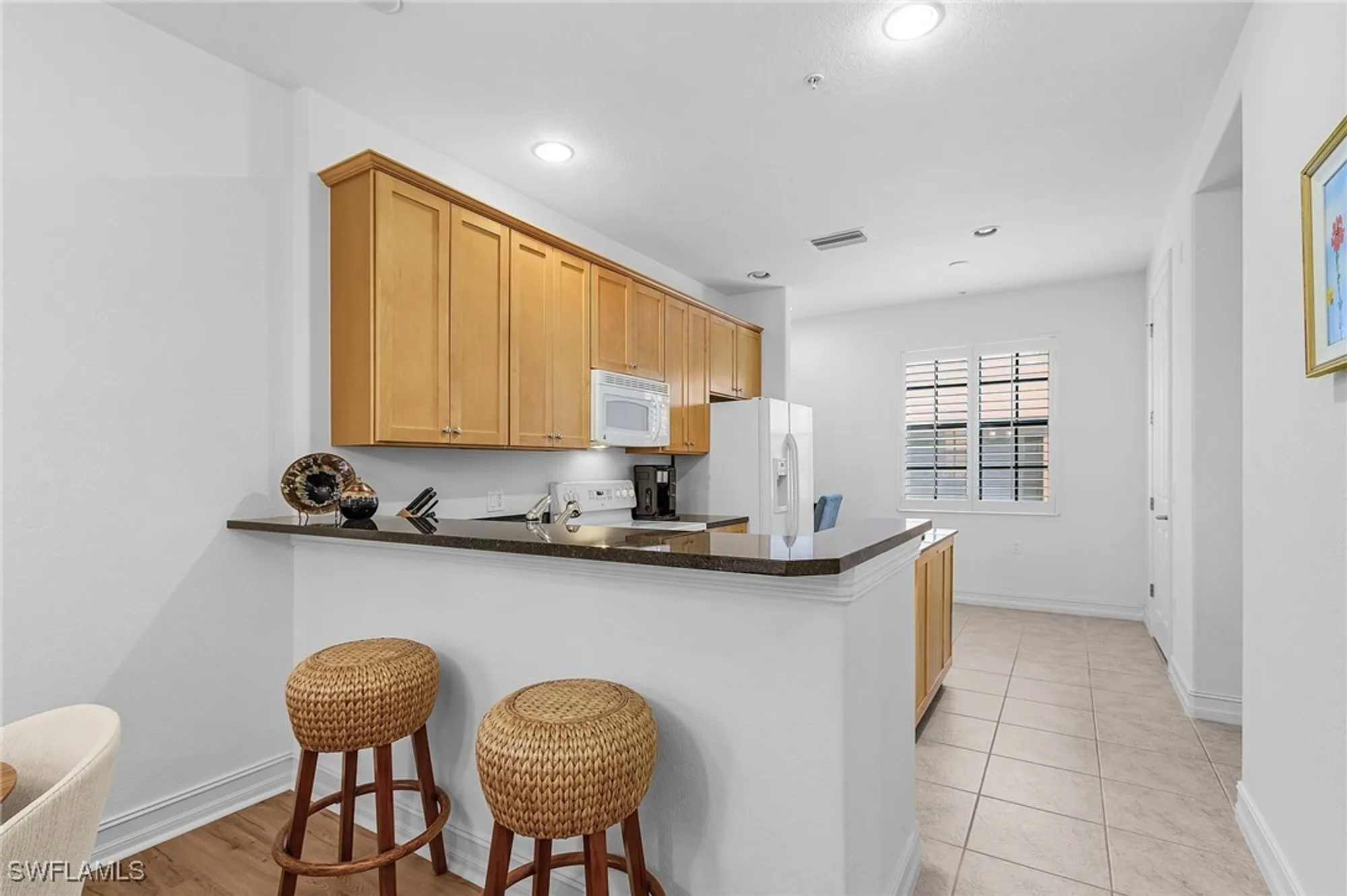 Property Slideshow image 11 of 30 | 9118 chula vista st 12002, Naples, FL, 34113