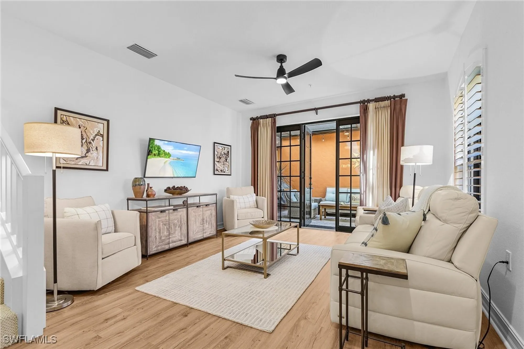 Property Slideshow image 5 of 30 | 9118 chula vista st 12002, Naples, FL, 34113