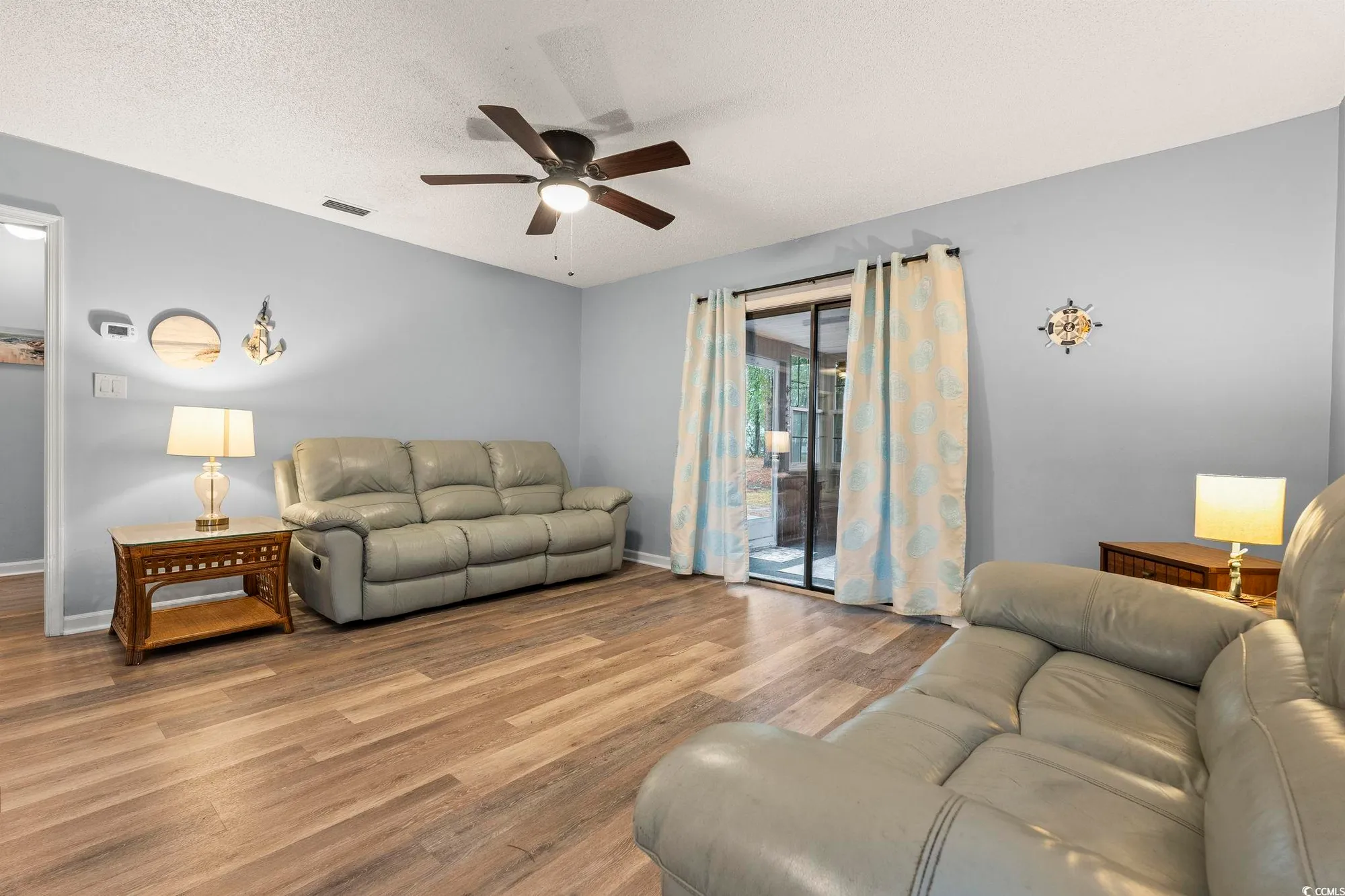 Property Slideshow image 12 of 28 | 6658 wisteria dr, Myrtle Beach, SC, 29588