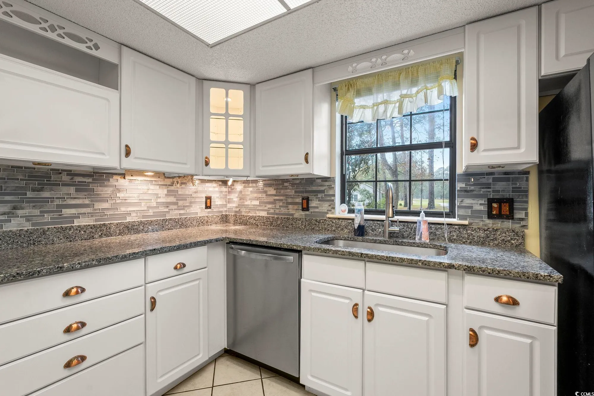 Property Slideshow image 5 of 28 | 6658 wisteria dr, Myrtle Beach, SC, 29588