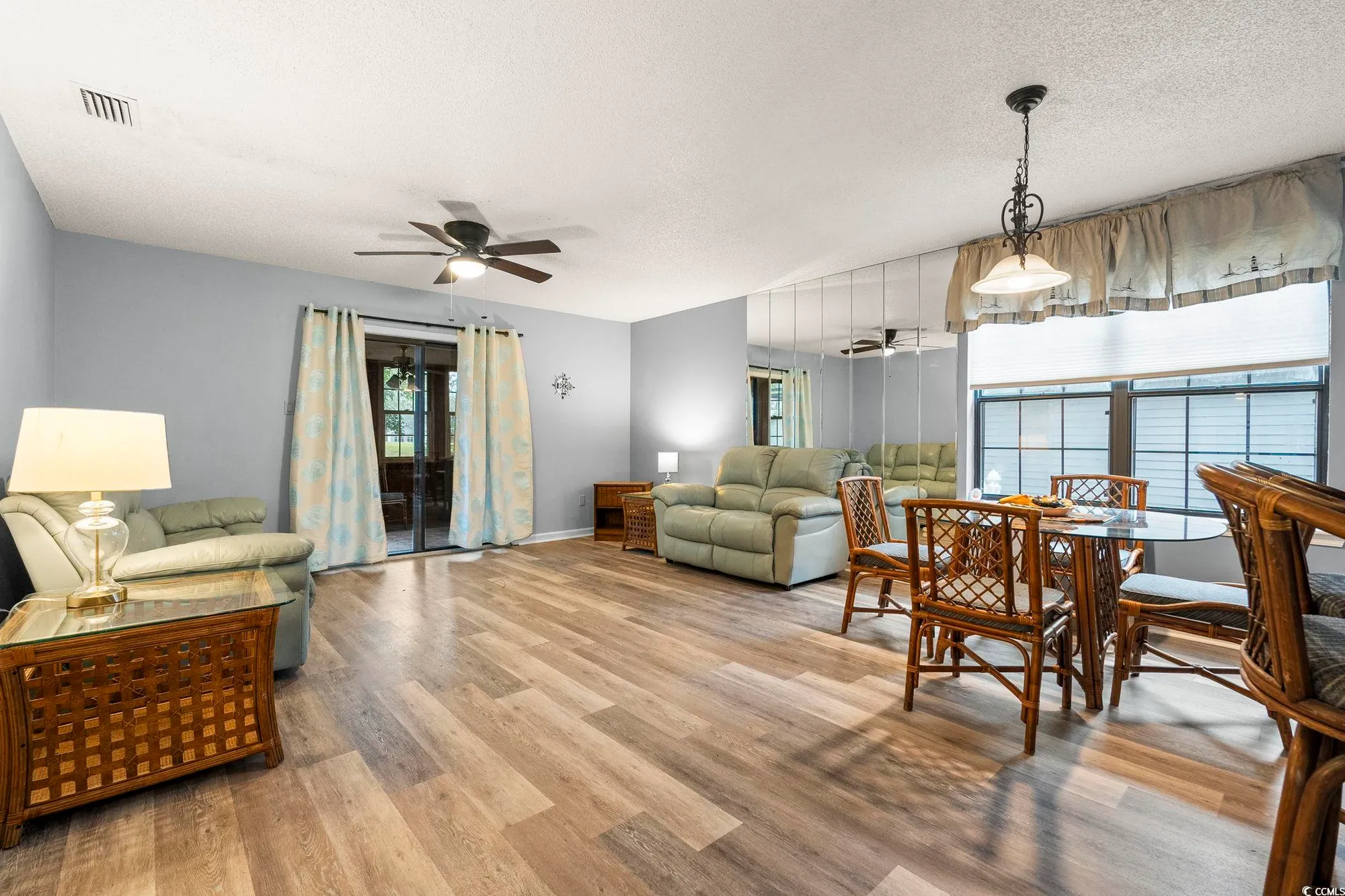 Property Slideshow image 9 of 28 | 6658 wisteria dr, Myrtle Beach, SC, 29588