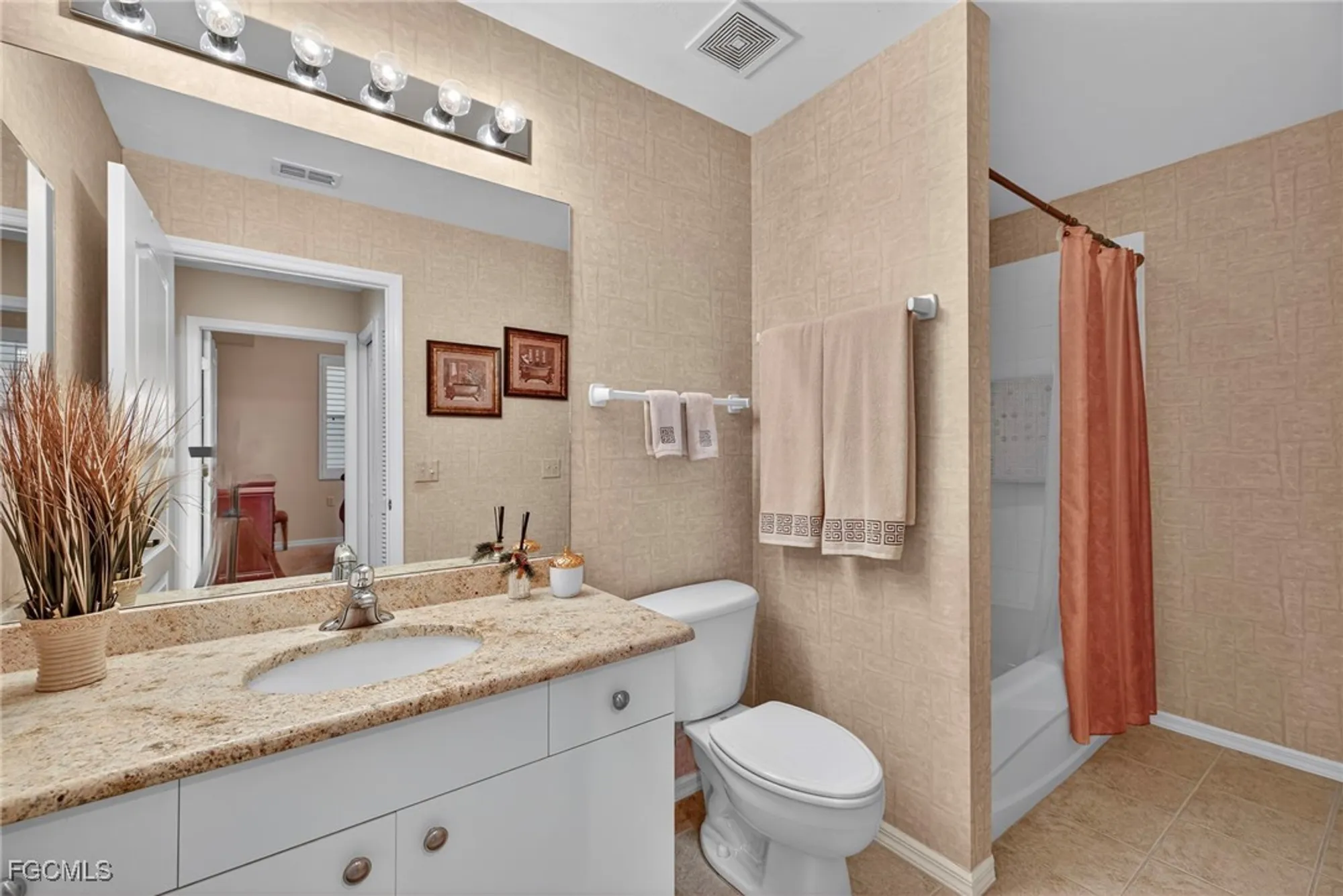 Property Slideshow image 19 of 41 | 14081 brant point cir 5403, Fort Myers, FL, 33919