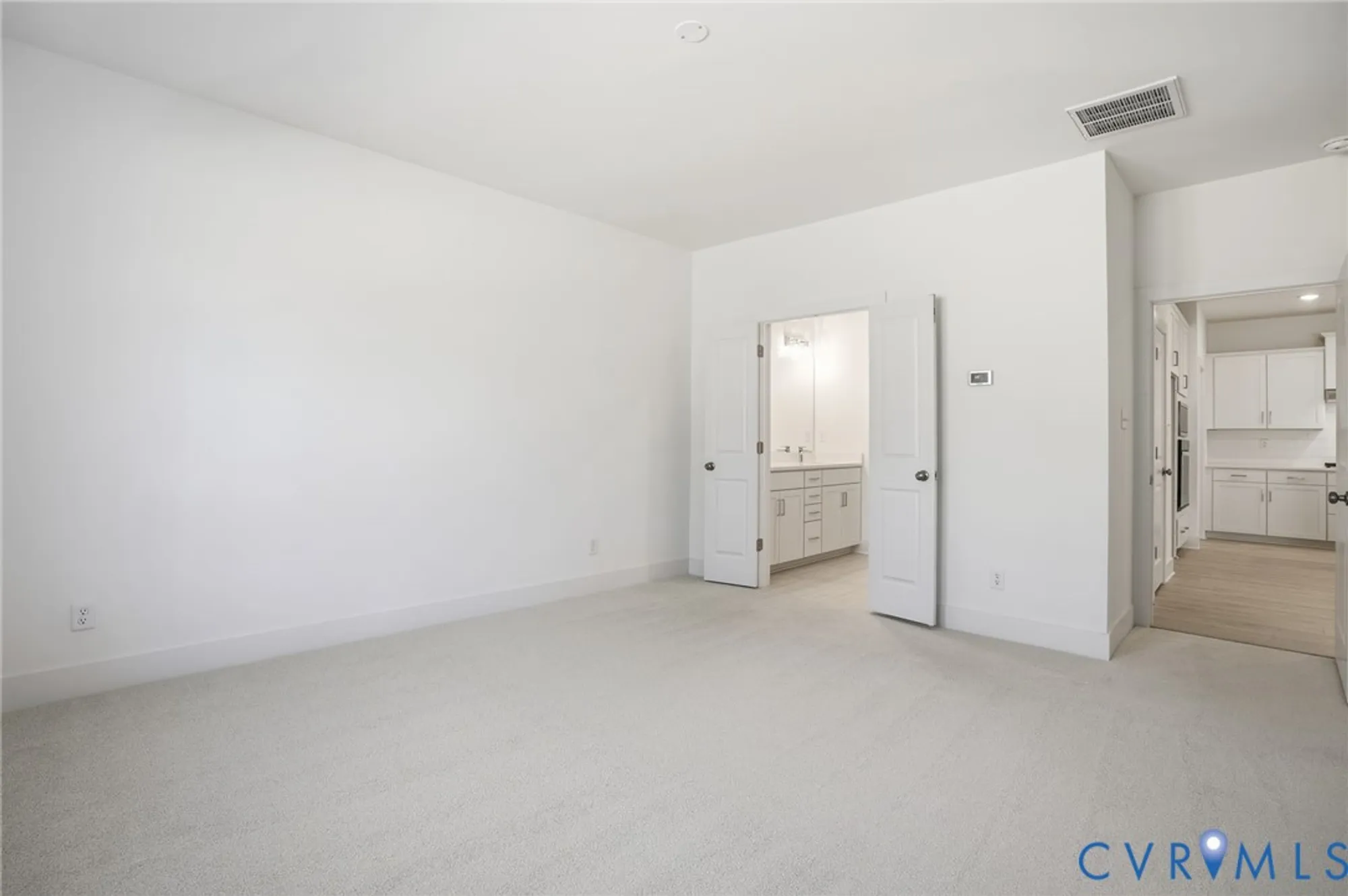 Property Slideshow image 8 of 24 | 6806 oasis breeze ln, Midlothian, VA, 23112